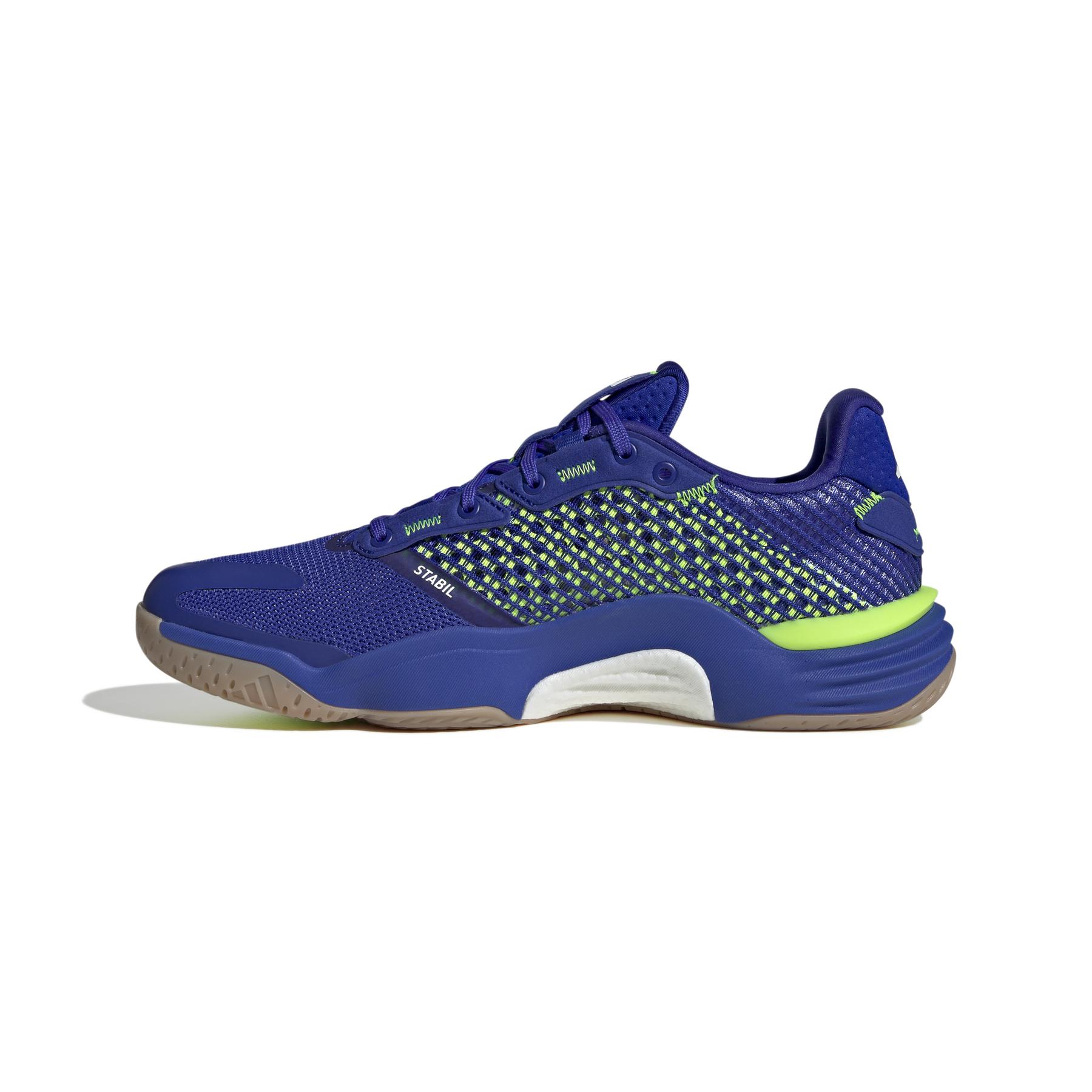 a/d/adidas_aci-ie1083_5_footwear_photography_side_medial_center_view_white.jpg