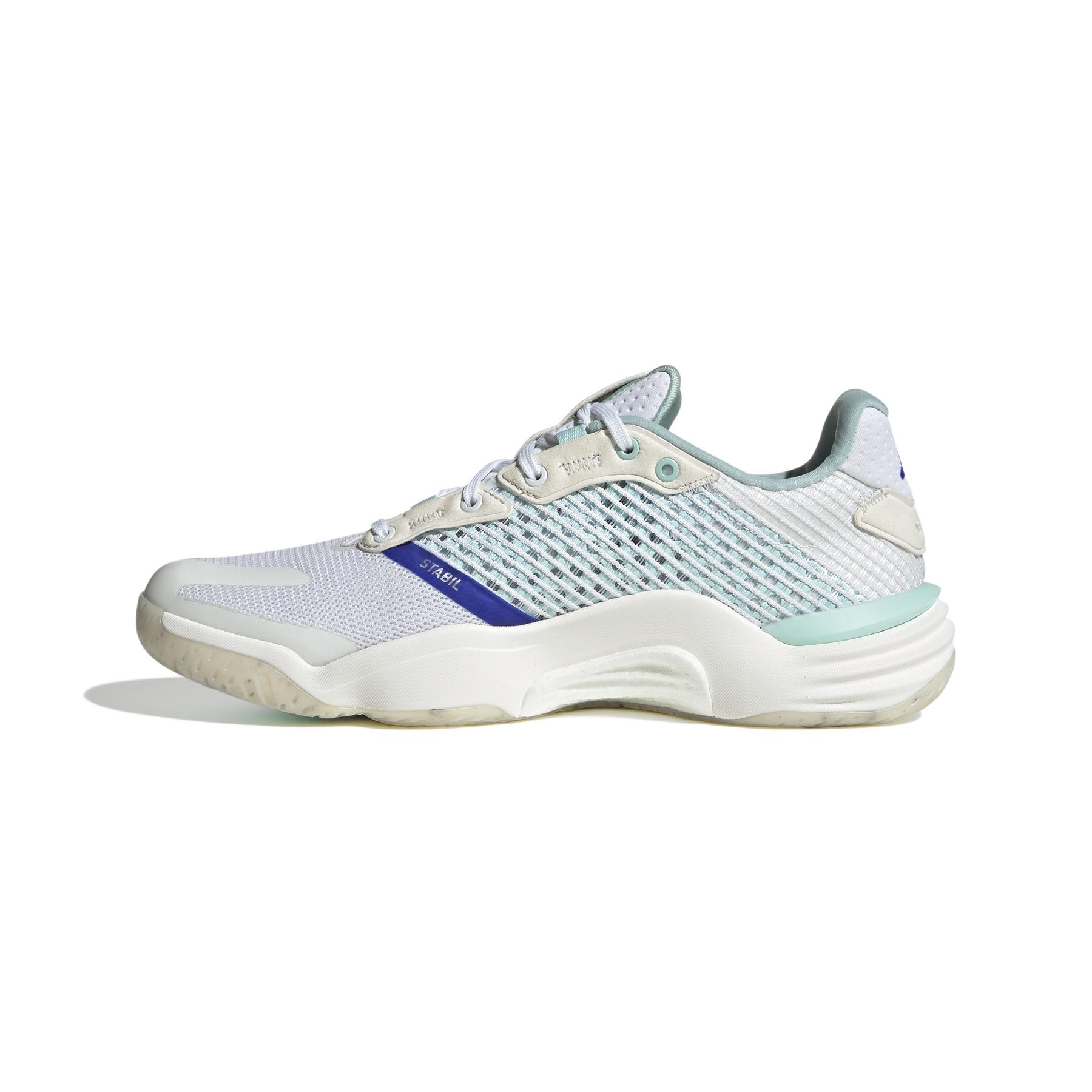 a/d/adidas_aci-ie1084_5_footwear_photography_side_medial_center_view_white.jpg