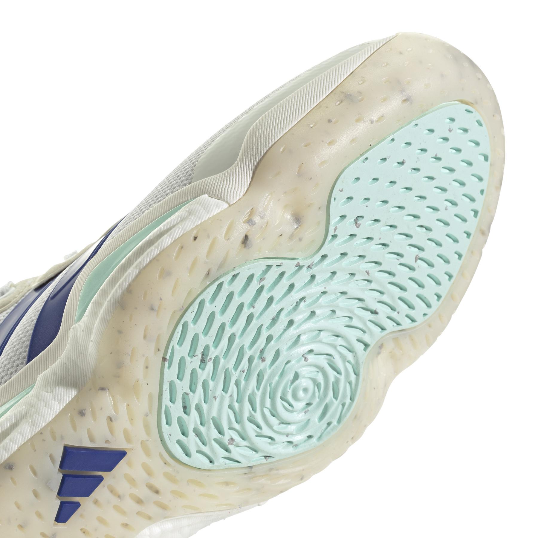 a/d/adidas_aci-ie1084_9_footwear_photography_detail_view_2_white.jpg