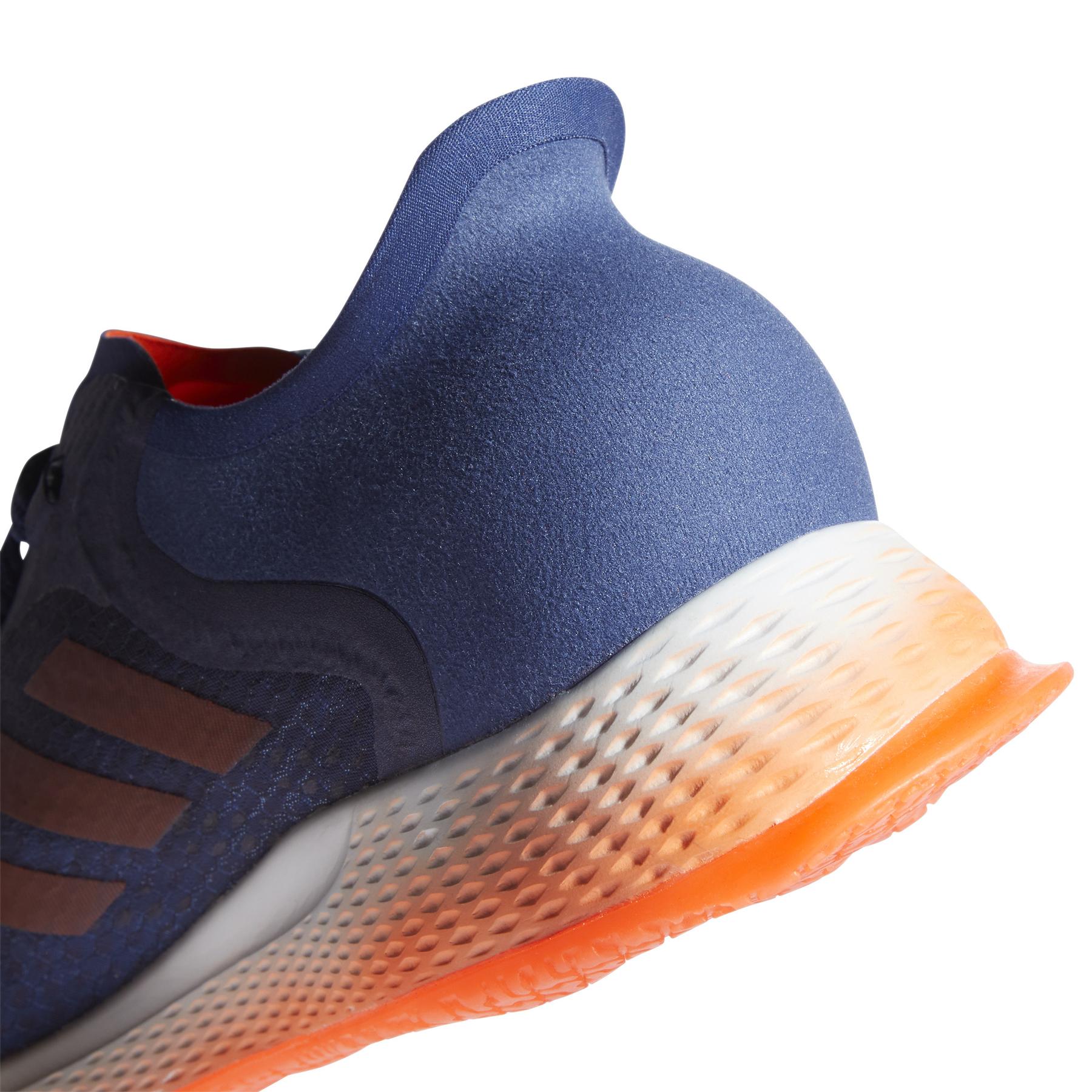 product/a/d/adidas_eh3256_10_footwear_photography_detail_view_3_white_000.jpg