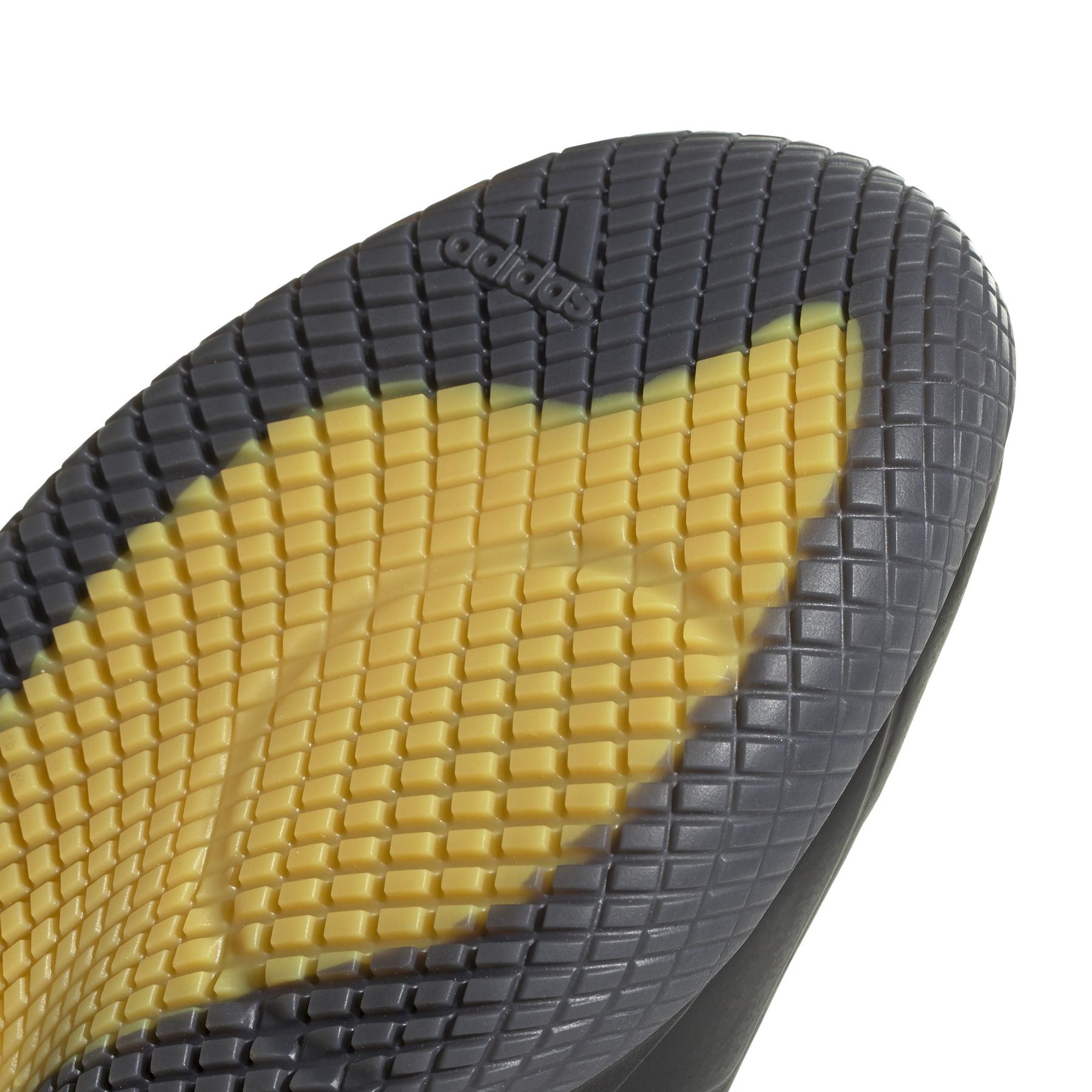 a/d/adidas_fu8387_10_footwear_photography_detail_view_3_white_000.jpg