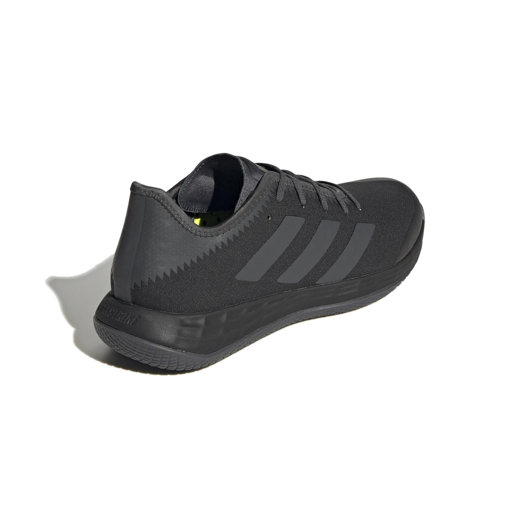 a/d/adidas_fu8387_7_footwear_photography_back_lateral_top_view_white_000.jpg