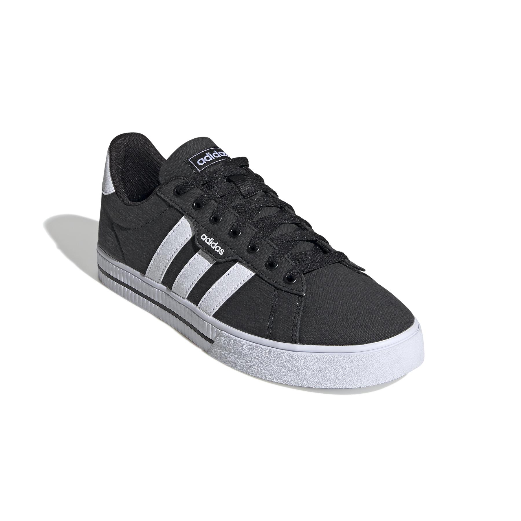 product/a/d/adidas_fw7033_6_footwear_photography_front_lateral_top_view_white_000.jpg