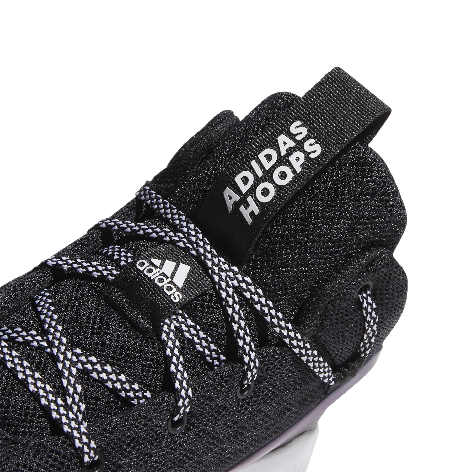 product/a/d/adidas_fz1696_9_footwear_photography_detail_view_2_white_000.jpg
