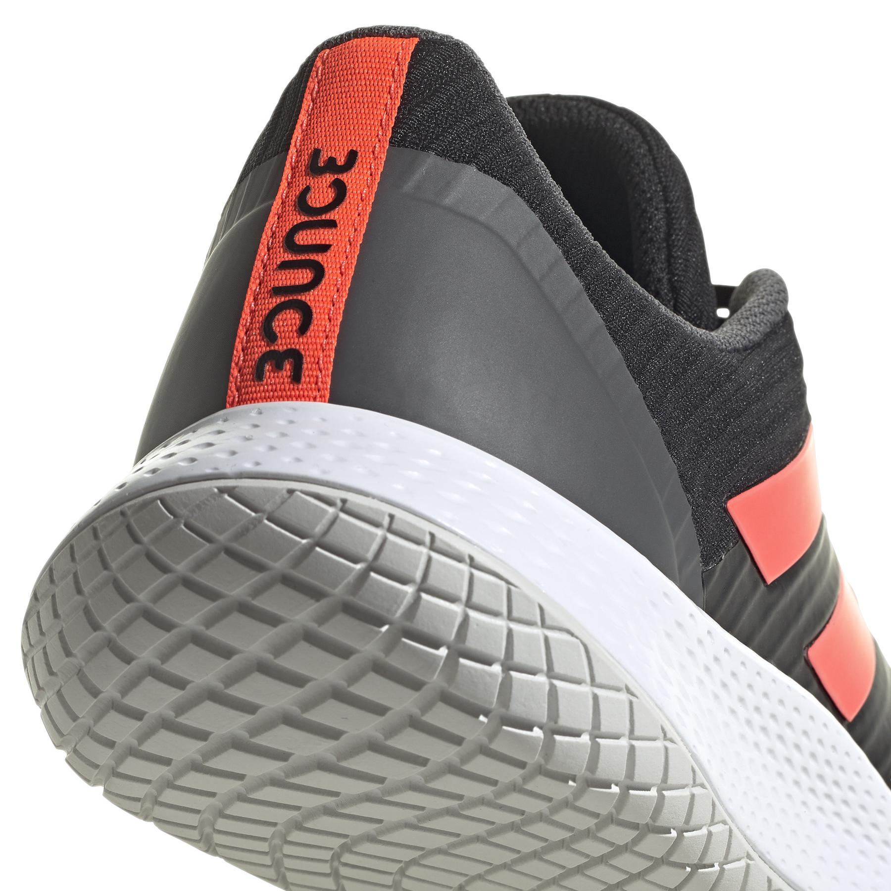 product/a/d/adidas_fz4663_8_footwear_photography_detail_view_1_white_000.jpg