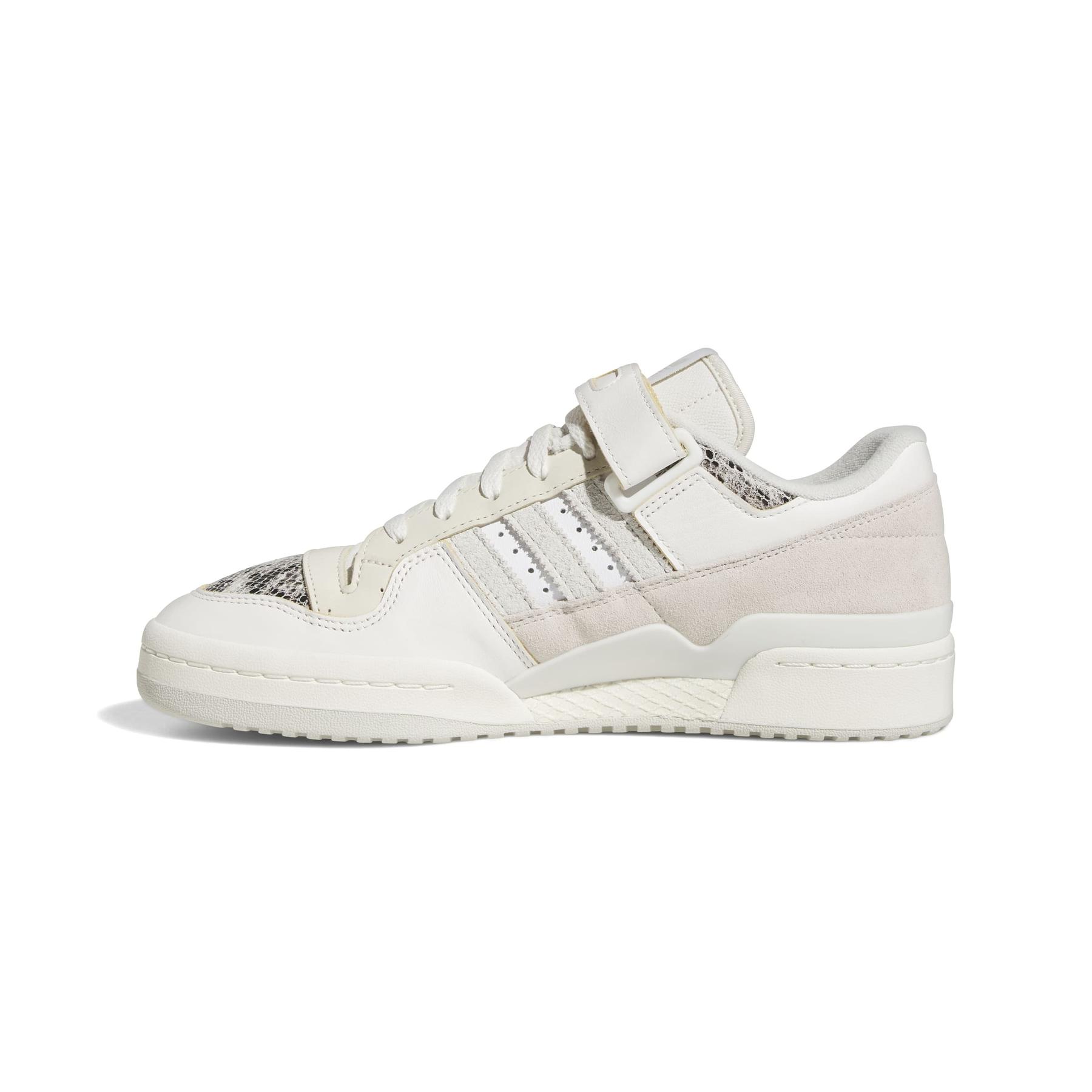 product/a/d/adidas_fz6292_5_footwear_photography_side_medial_center_view_white.jpg