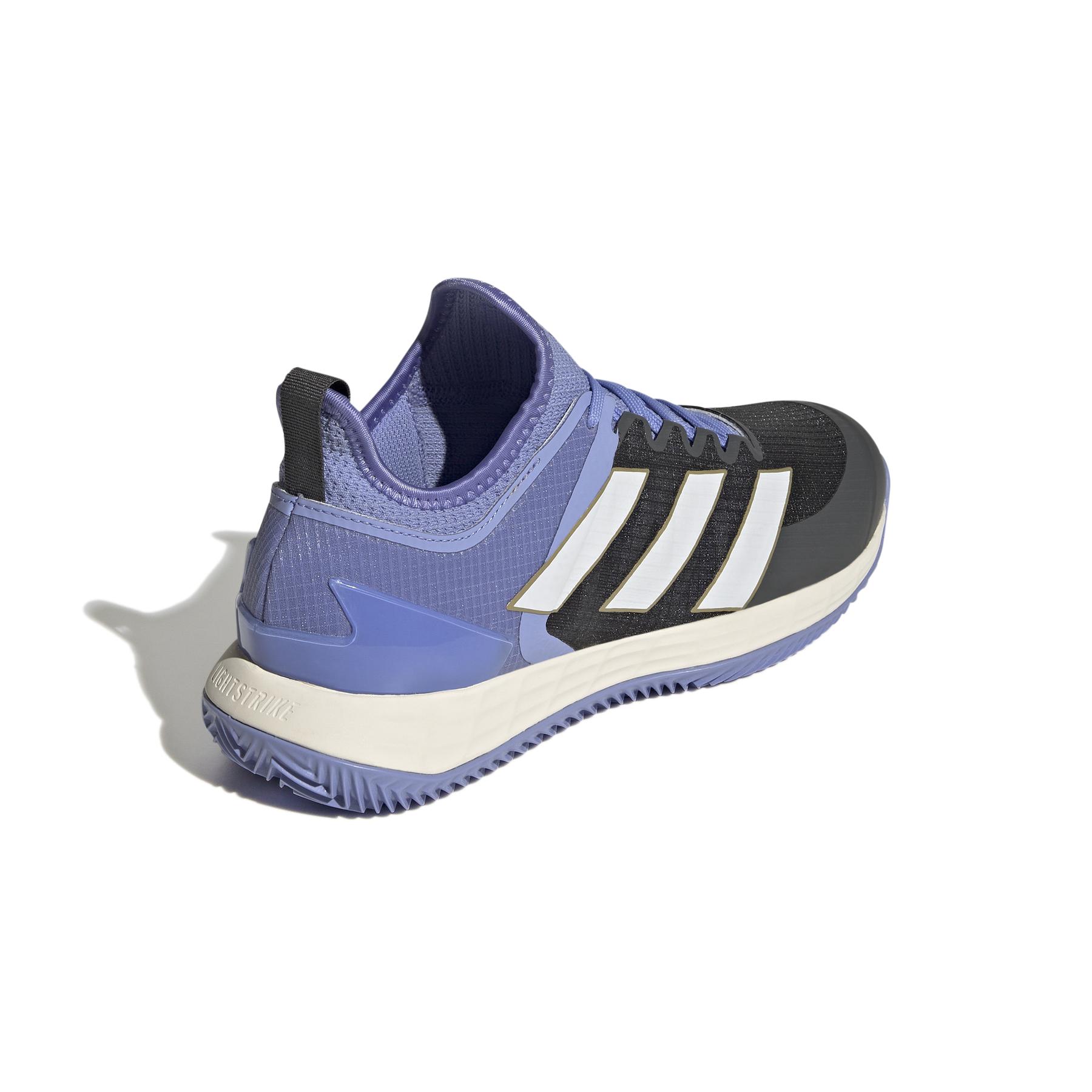a/d/adidas_gv9525_7_footwear_photography_back_lateral_top_view_white_000.jpg
