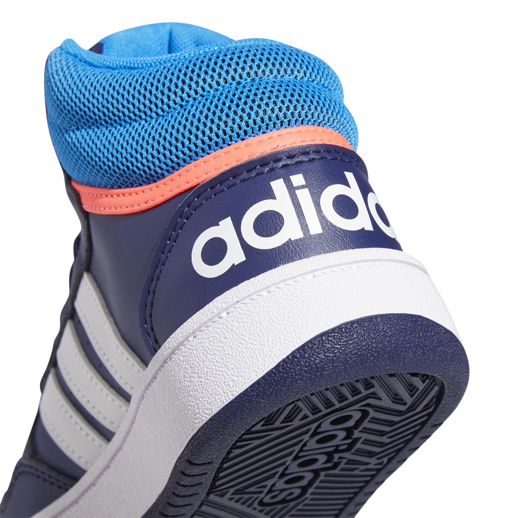a/d/adidas_gw0400_9_footwear_photography_detail_view_2_white.jpg