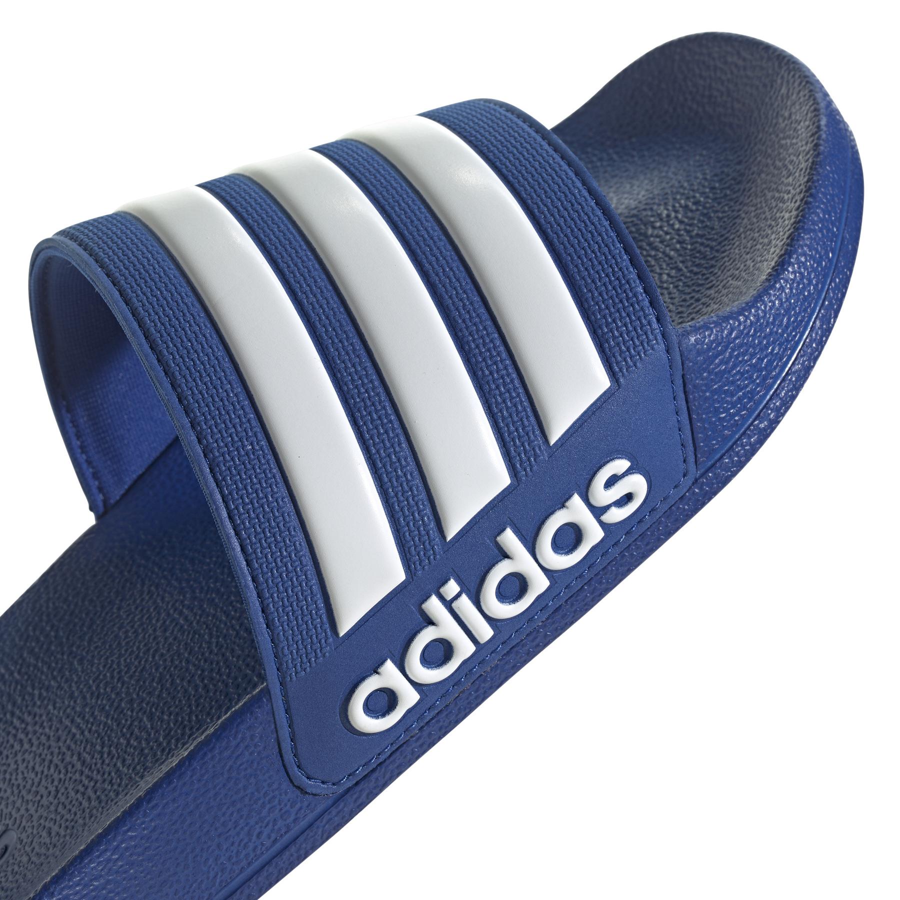 product/a/d/adidas_gw1048_8_footwear_photography_detail_view_1_white_000.jpg