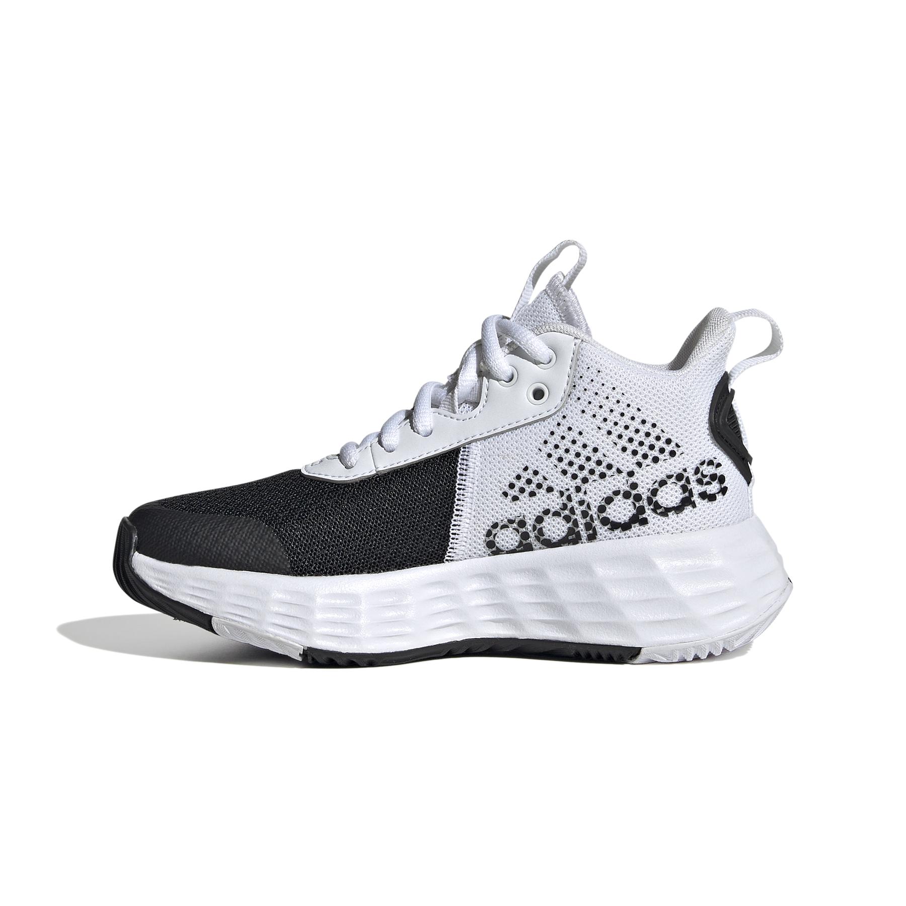 product/a/d/adidas_gw1552_5_footwear_photography_side_medial_center_view_white_000.jpg