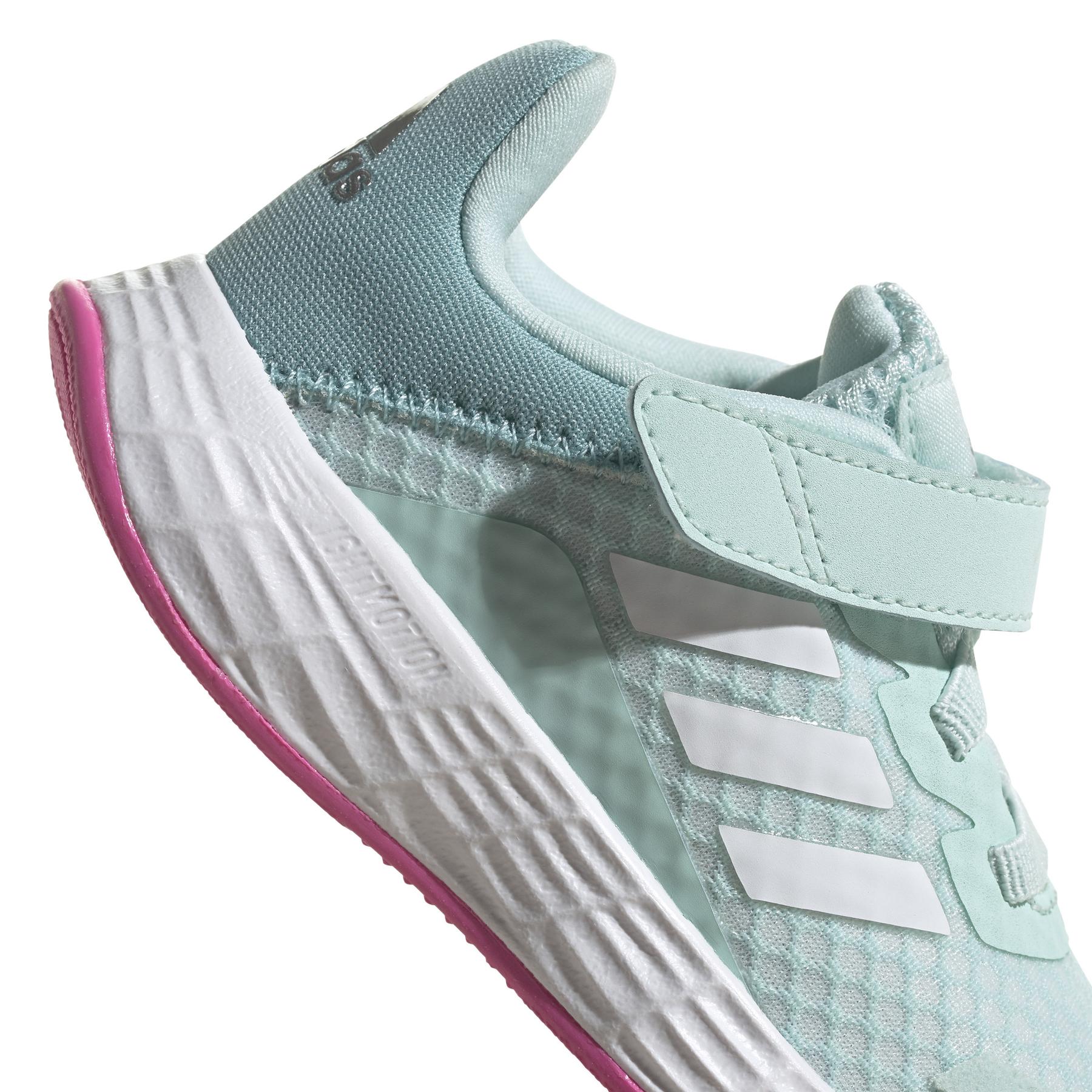 product/a/d/adidas_gw2234_9_footwear_photography_detail_view_2_white-030824.jpg