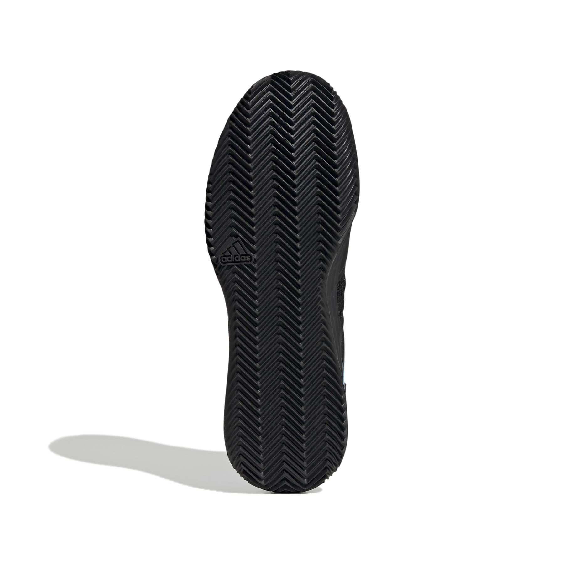 a/d/adidas_gw2516_4_footwear_photography_bottom_view_white_000.jpg