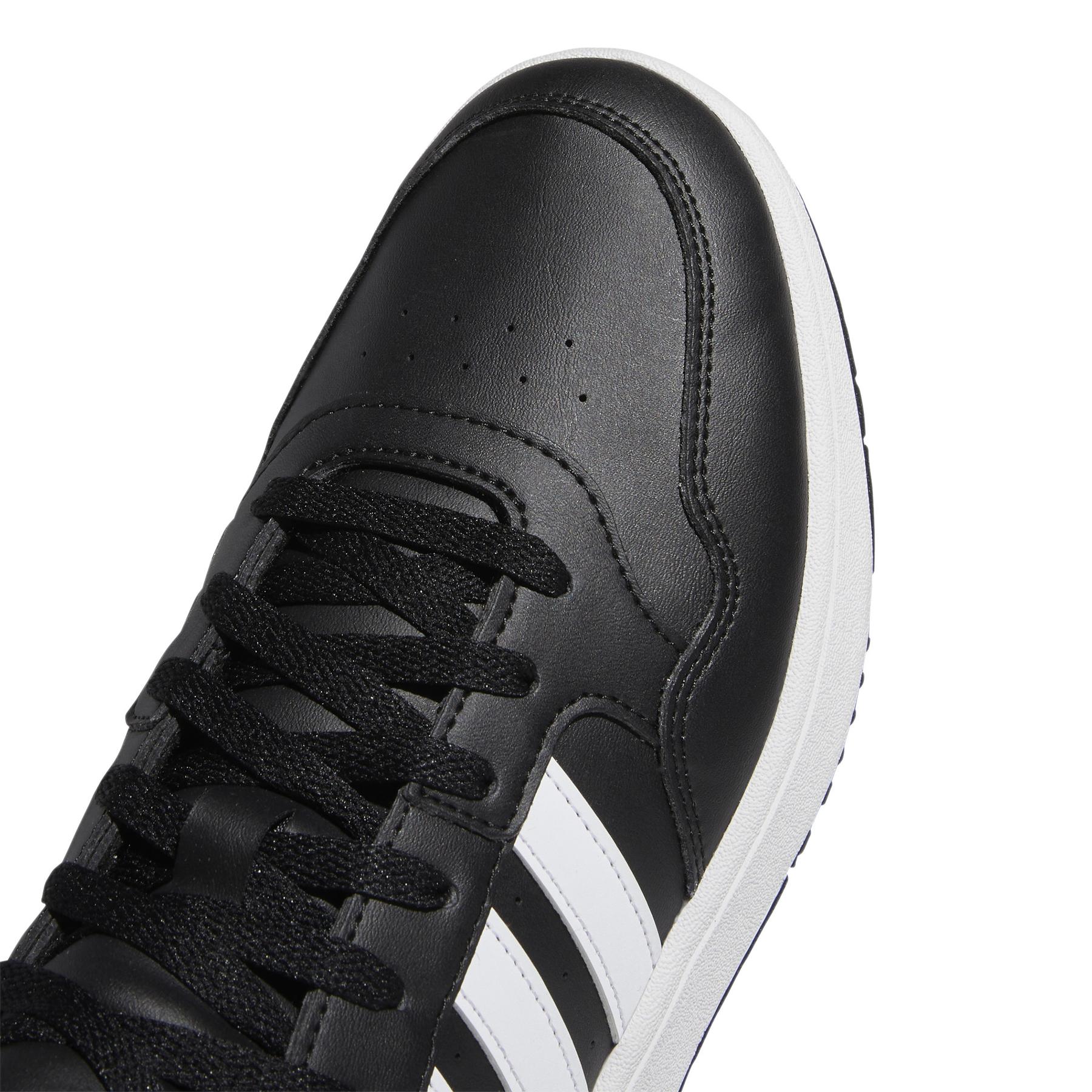 product/a/d/adidas_gw3020_8_footwear_photography_detail_view_1_white.jpg
