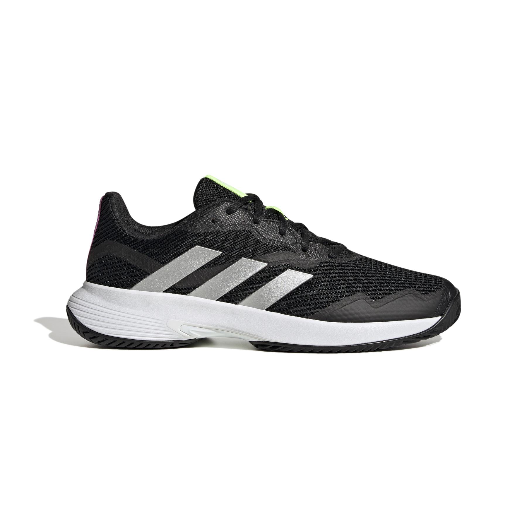 product/a/d/adidas_gw4225_1_footwear_photography_side_lateral_center_view_white_000.jpg