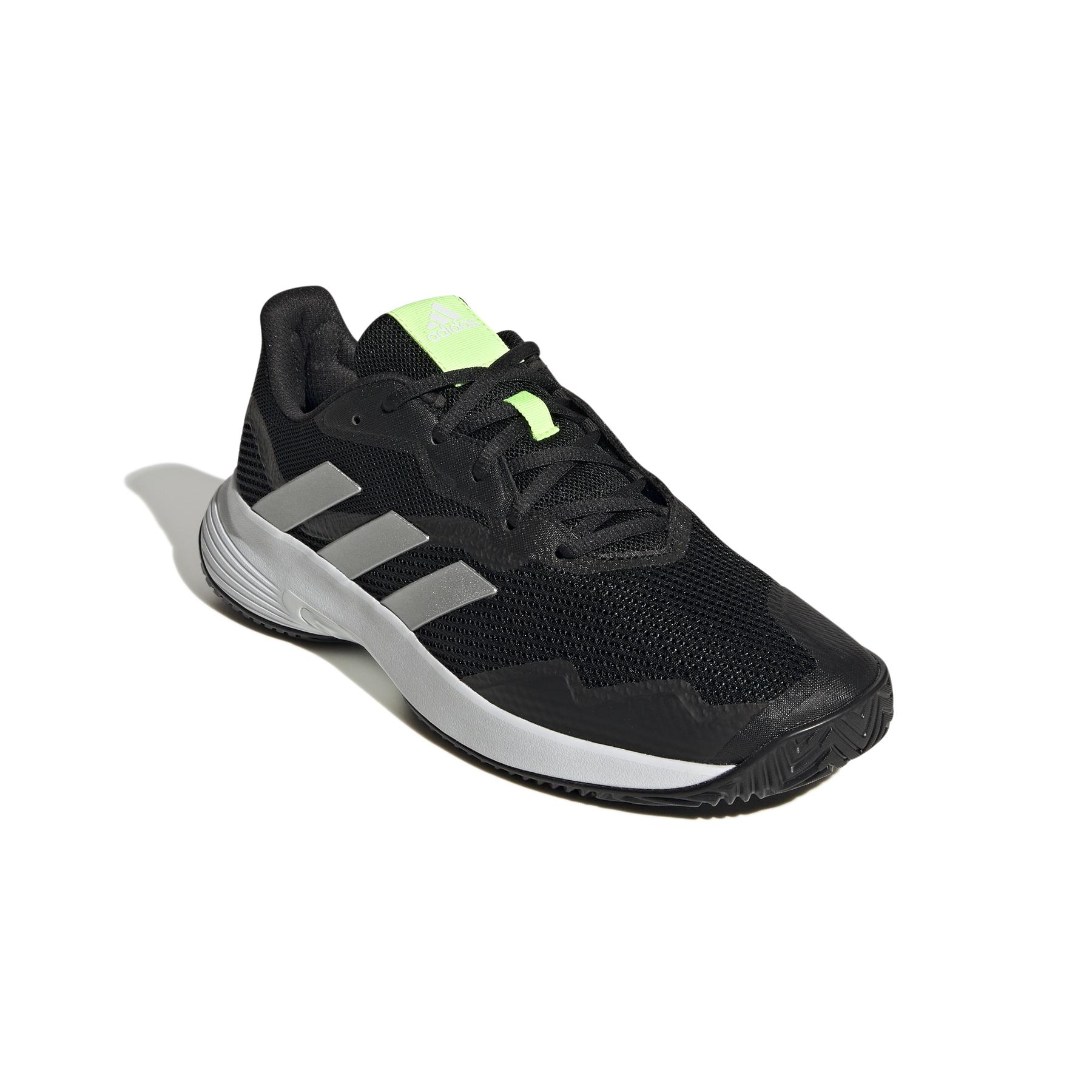 product/a/d/adidas_gw4225_6_footwear_photography_front_lateral_top_view_white_000.jpg