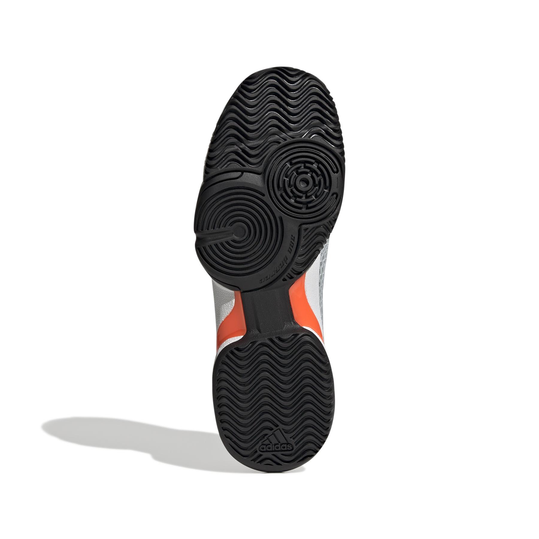 product/a/d/adidas_gw4972_4_footwear_photography_bottom_view_white-nw040824x.jpg