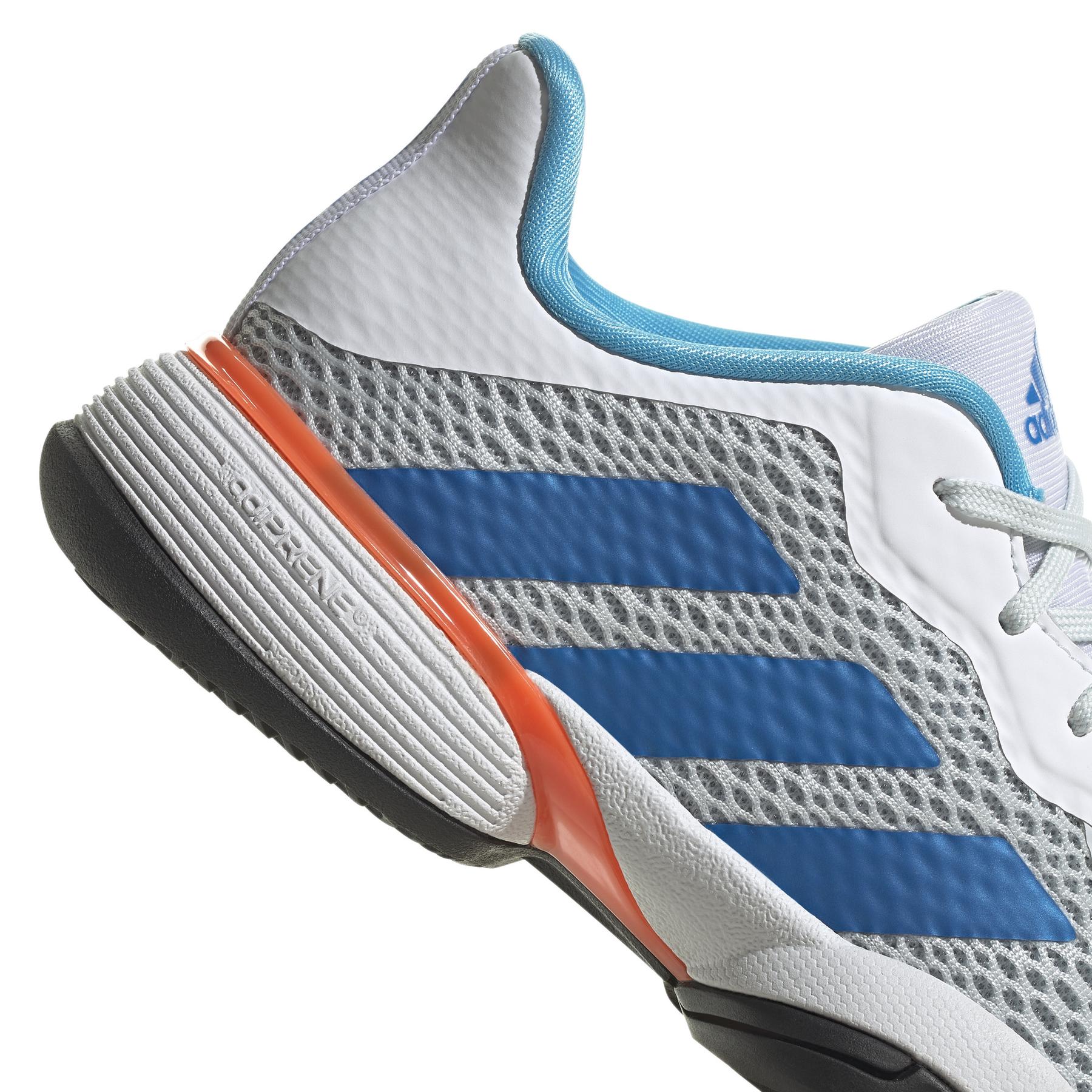 product/a/d/adidas_gw4972_8_footwear_photography_detail_view_1_white-nw040824x.jpg