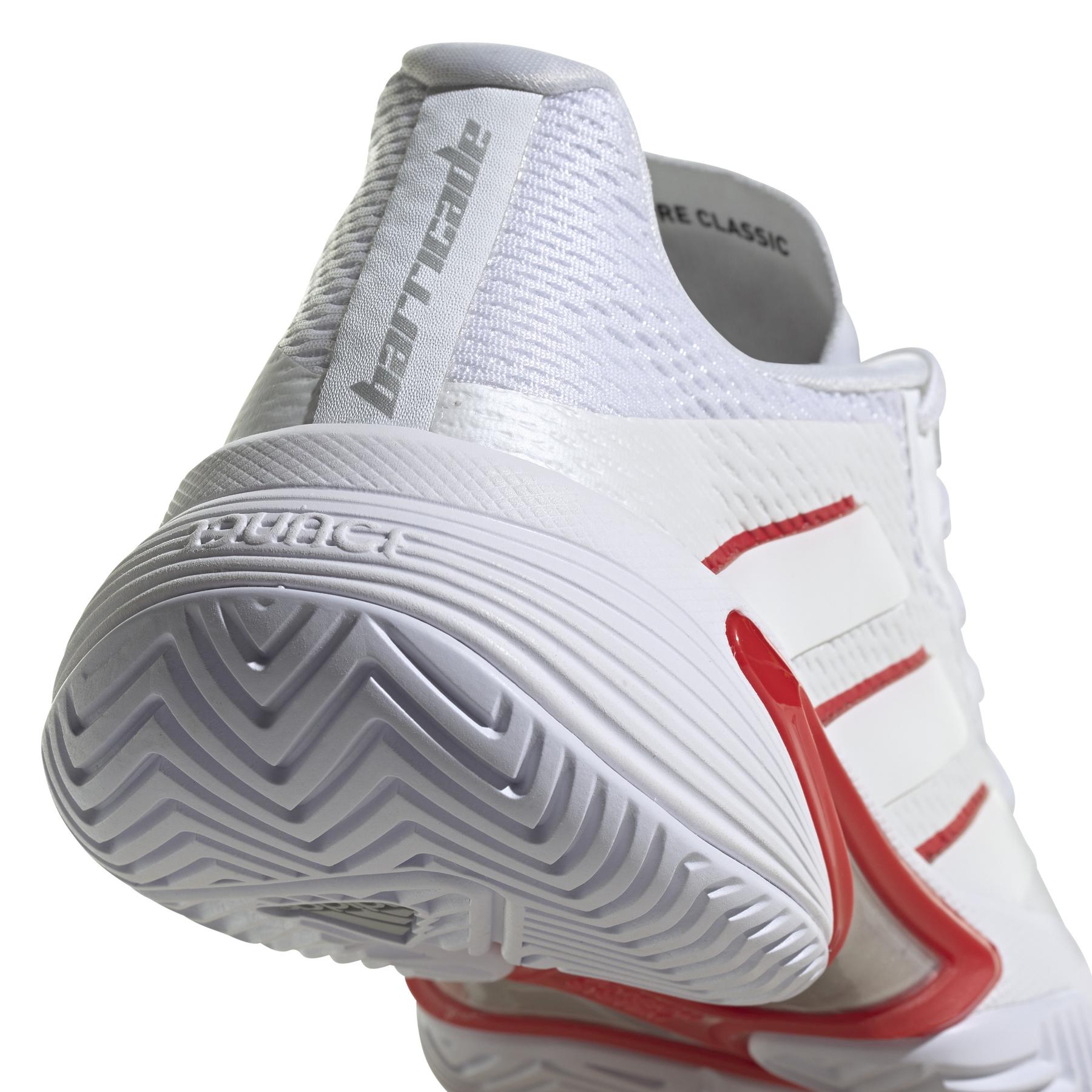 product/a/d/adidas_gw5034_9_footwear_photography_detail_view_2_white_000.jpg