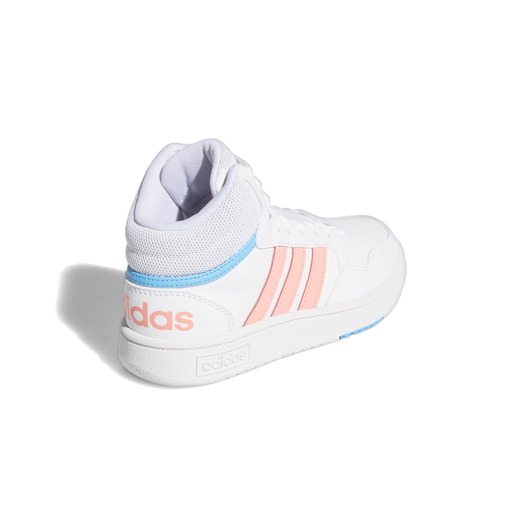 product/a/d/adidas_gw6110_7_footwear_photography_back_lateral_top_view_white.jpg