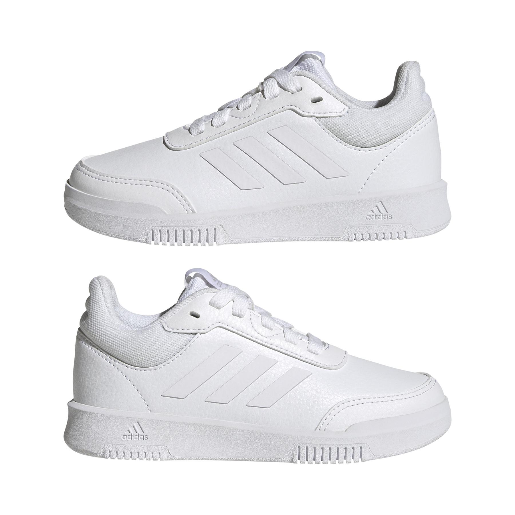 product/a/d/adidas_gw6423_10_footwear_photography_mirrored_pair_view_white_000.jpg