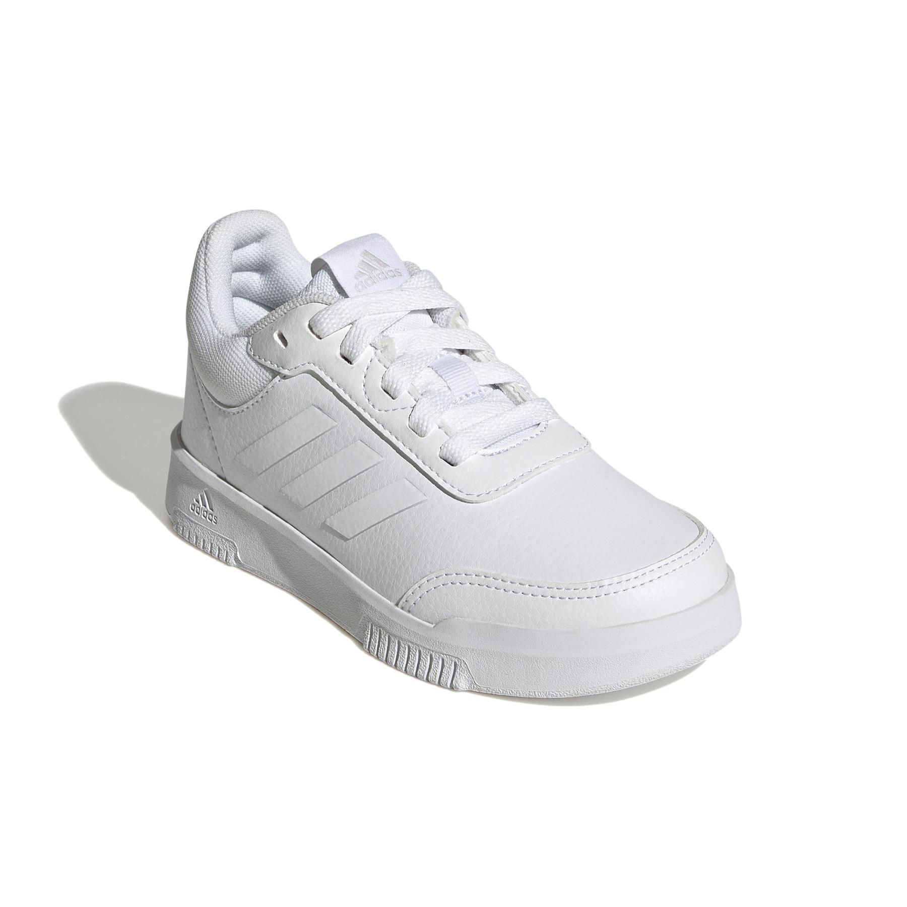 product/a/d/adidas_gw6423_6_footwear_photography_front_lateral_top_view_white_000.jpg
