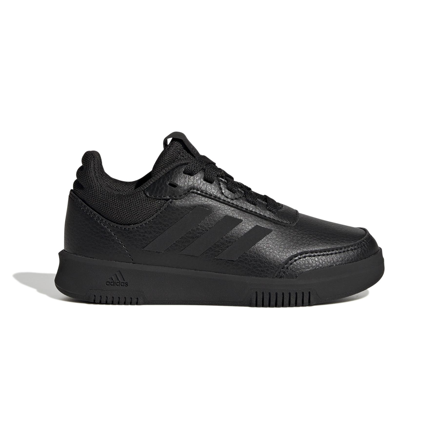 product/a/d/adidas_gw6424_1_footwear_photography_side_lateral_center_view_white_000.jpg