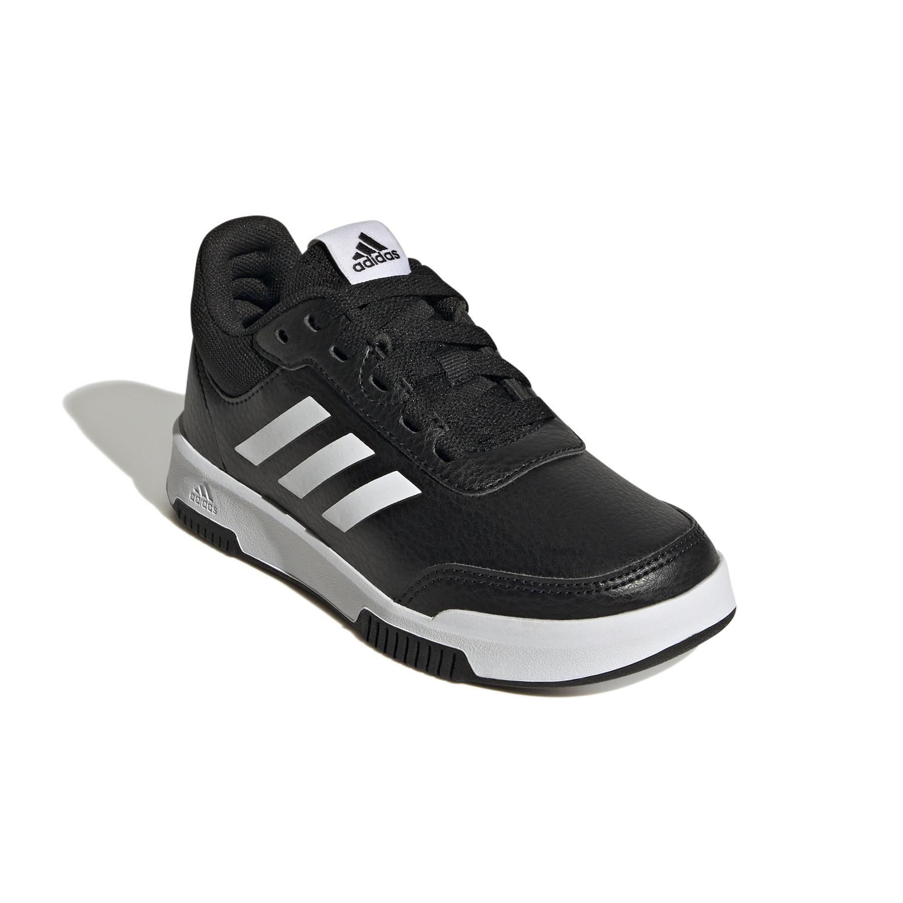 product/a/d/adidas_gw6425_6_footwear_photography_front_lateral_top_view_white_000.jpg