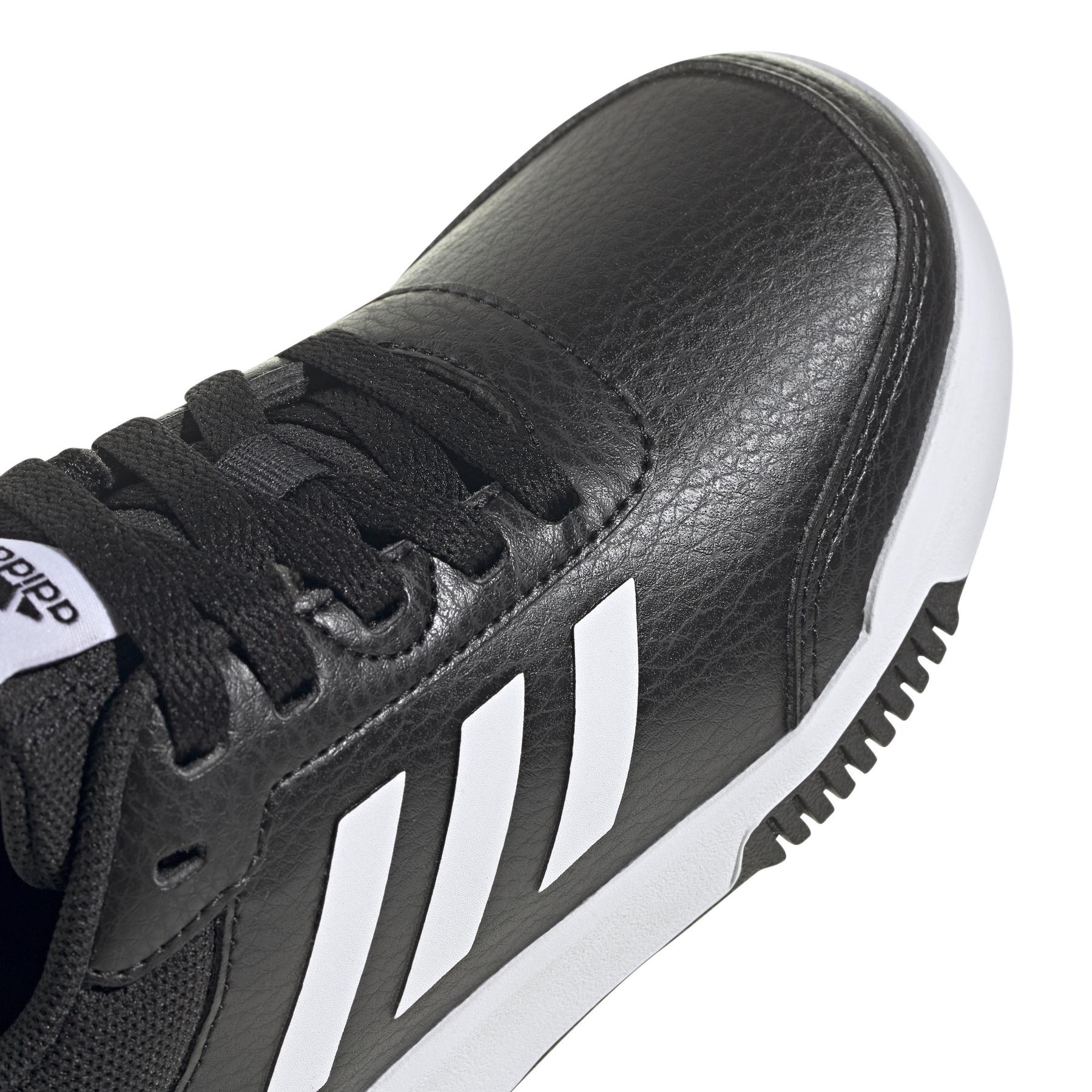 product/a/d/adidas_gw6425_9_footwear_photography_detail_view_2_white_000.jpg