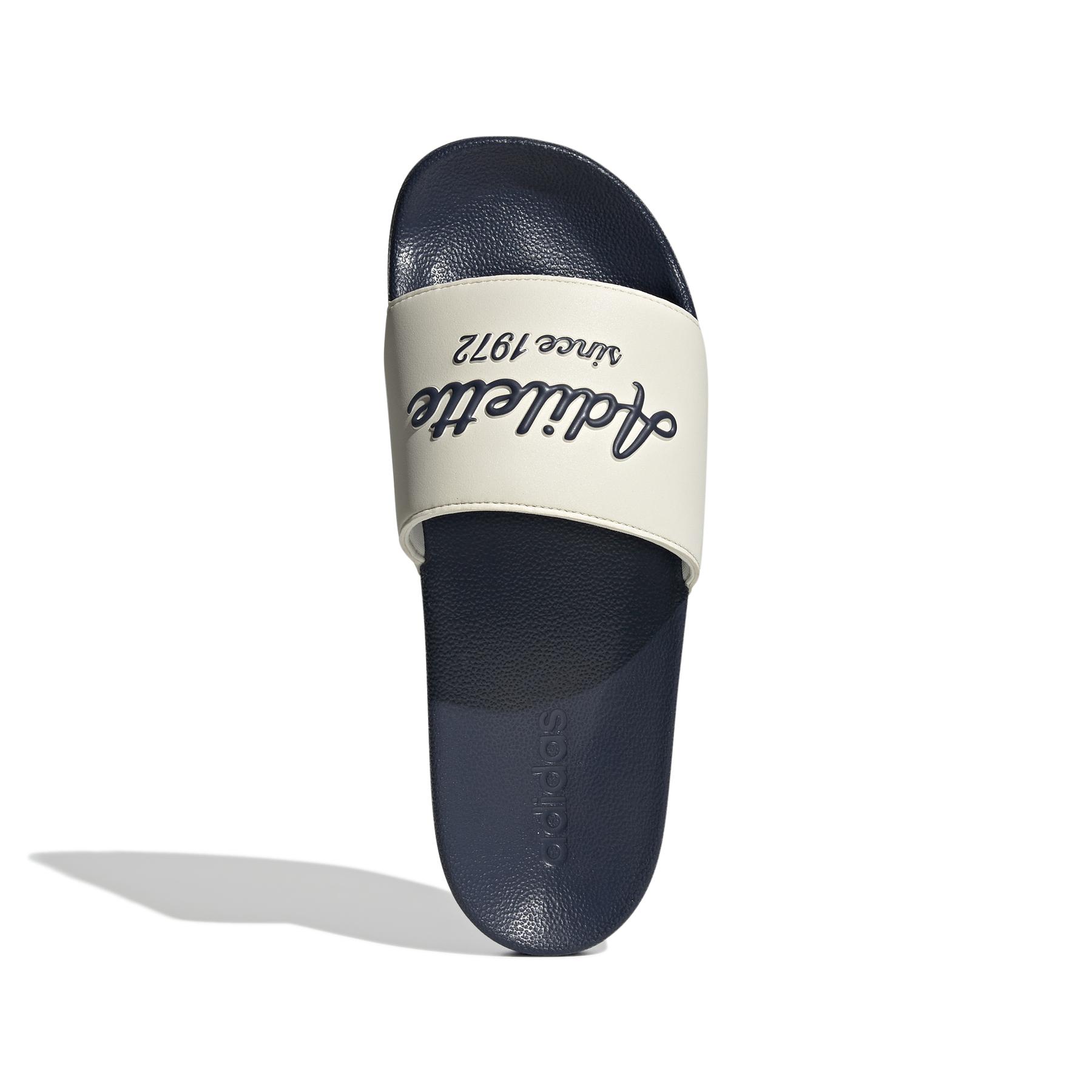 product/a/d/adidas_gw8748_3_footwear_photography_top_portrait_view_white_000.jpg