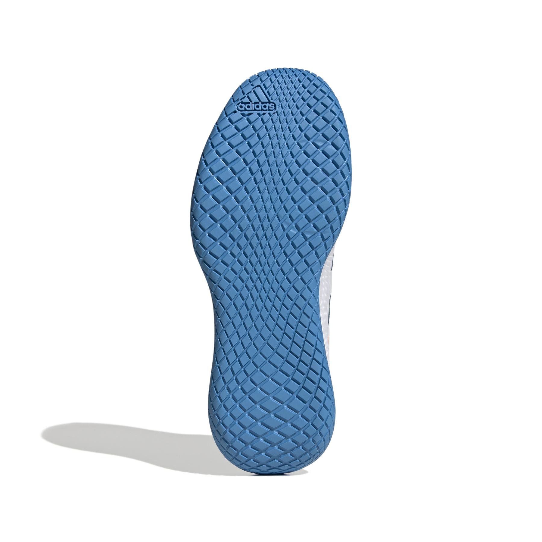 product/a/d/adidas_gx1257_4_footwear_photography_bottom_view_white_000.jpg