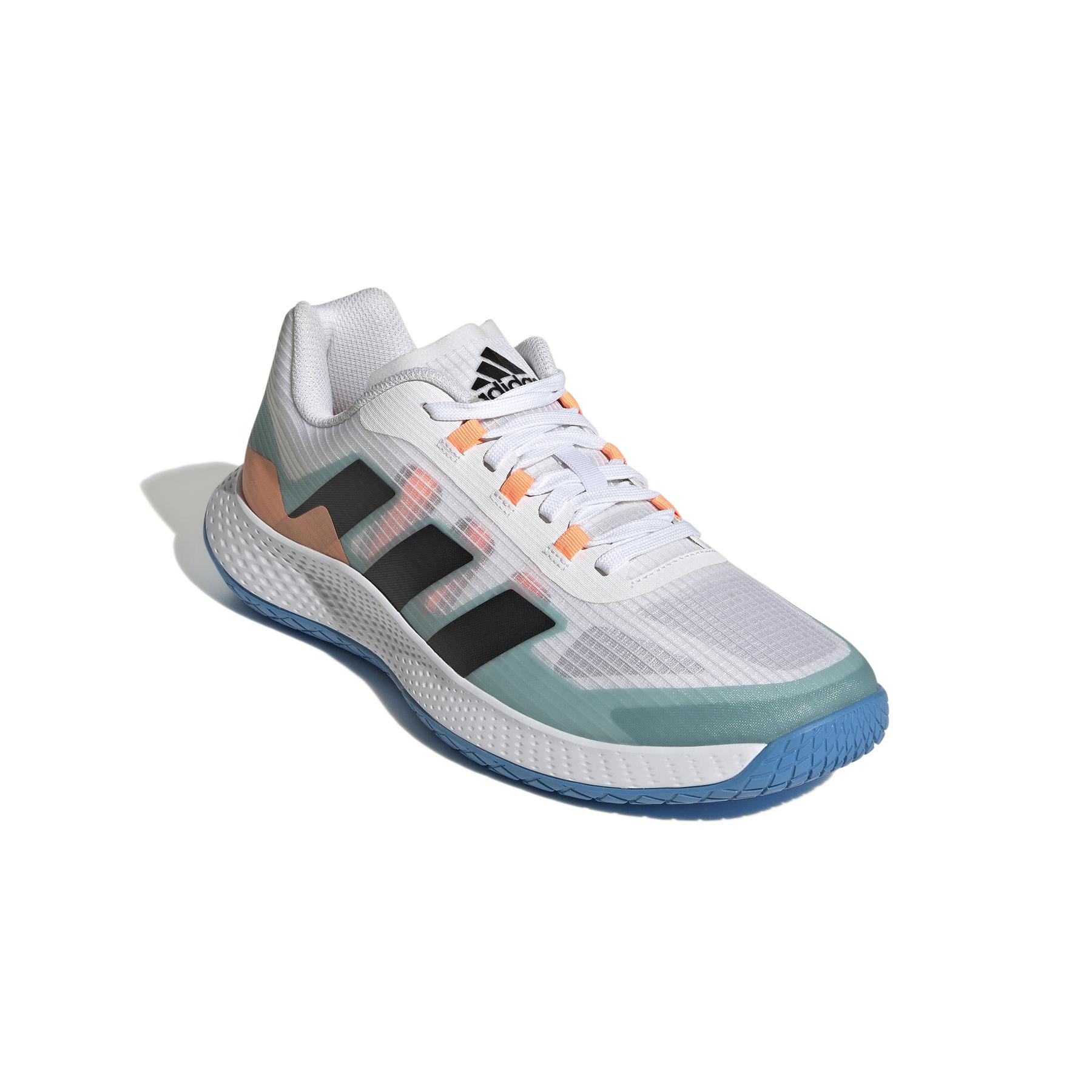 product/a/d/adidas_gx1261_6_footwear_photography_front_lateral_top_view_white_000.jpg