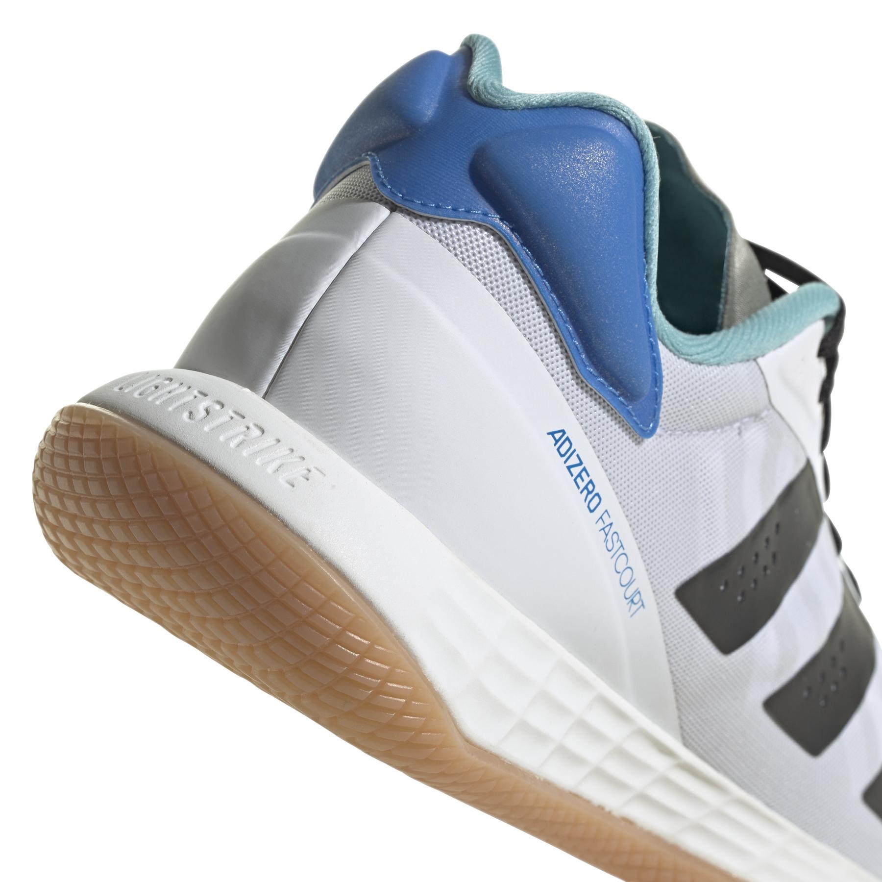 a/d/adidas_gx3768_8_footwear_photography_detail_view_1_white_000.jpg