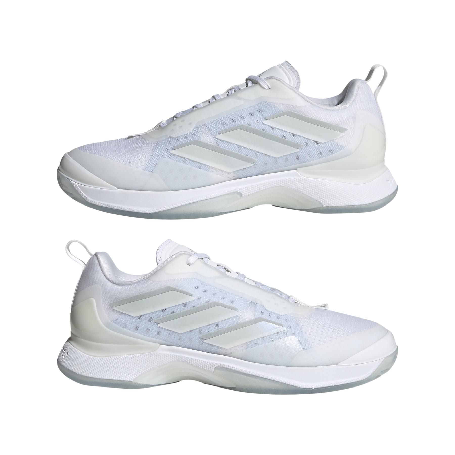 a/d/adidas_gx7814_12_footwear_photography_mirrored_pair_view_white.jpg