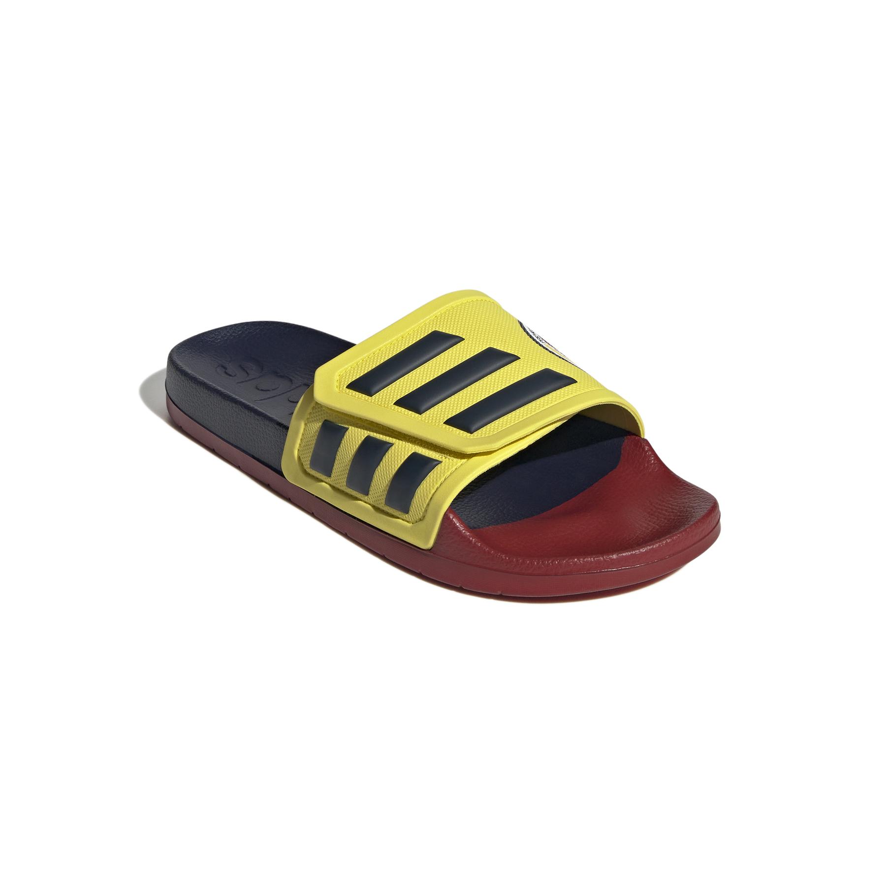a/d/adidas_gx9709_6_footwear_photography_front_lateral_top_view_white_000.jpg