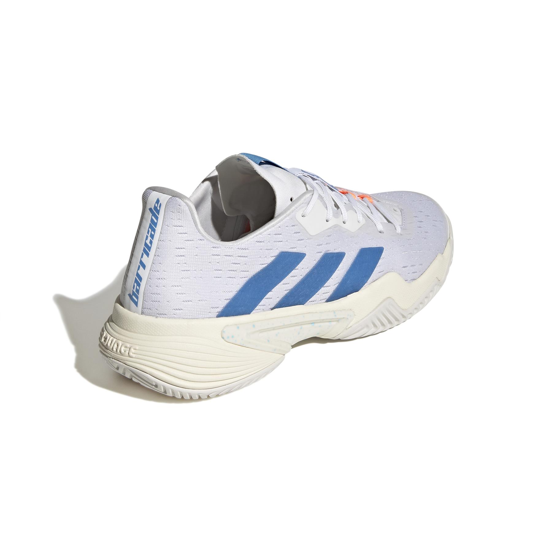product/a/d/adidas_gy1369_7_footwear_photography_back_lateral_top_view_white_000.jpg