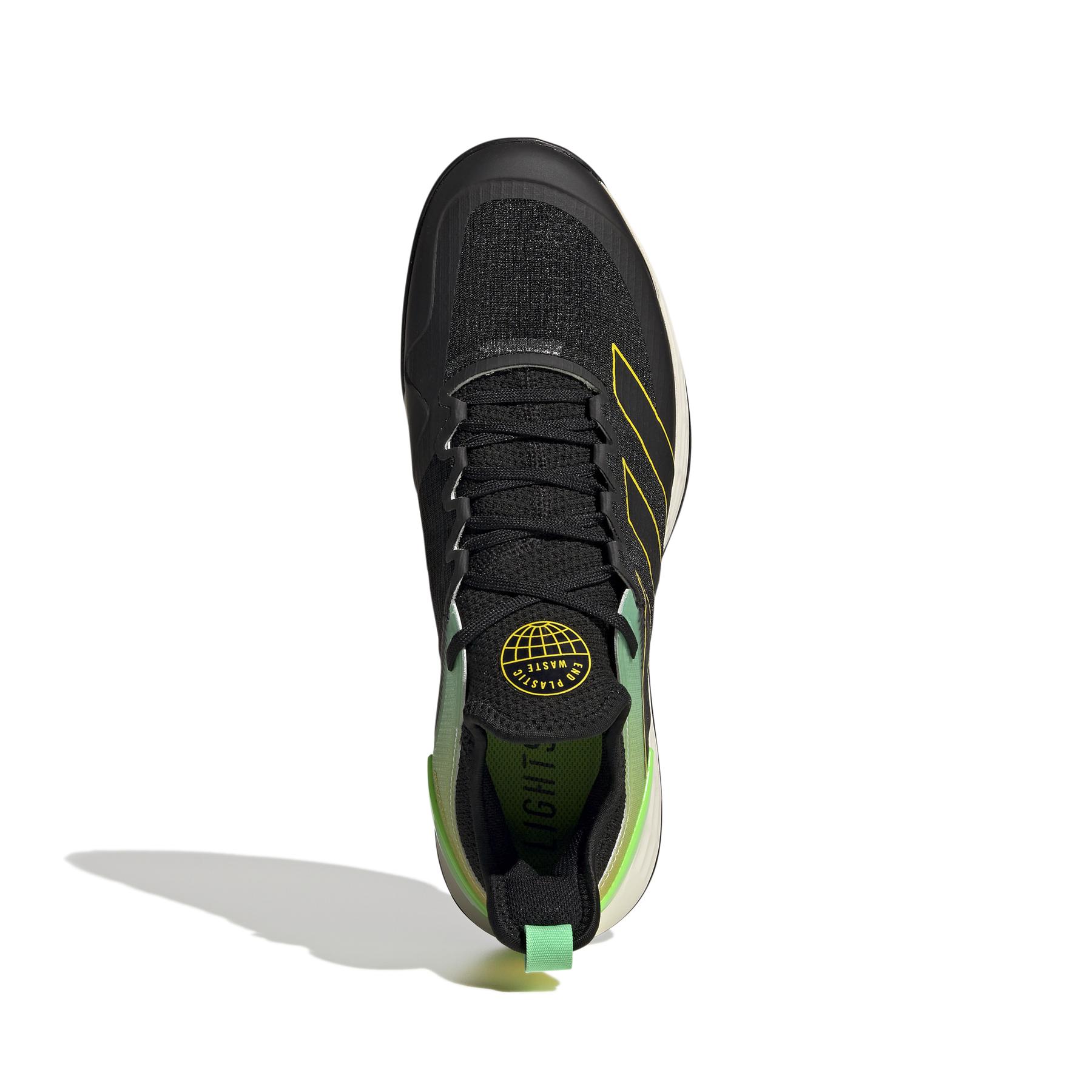 a/d/adidas_gy4004_3_footwear_photography_top_portrait_view_white_000.jpg