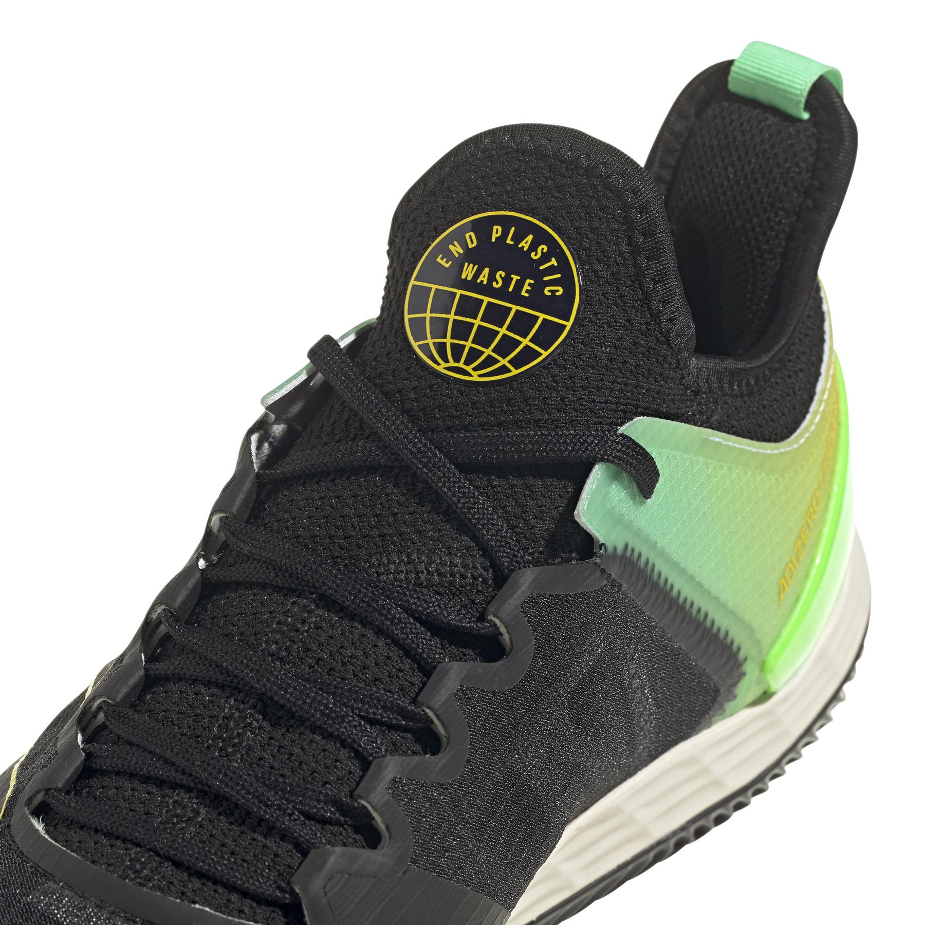 a/d/adidas_gy4004_8_footwear_photography_detail_view_1_white_000.jpg