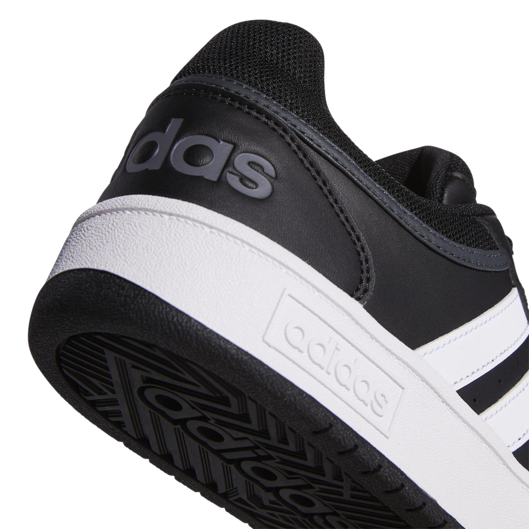 a/d/adidas_gy5432_8_footwear_photography_detail_view_1_white.jpg