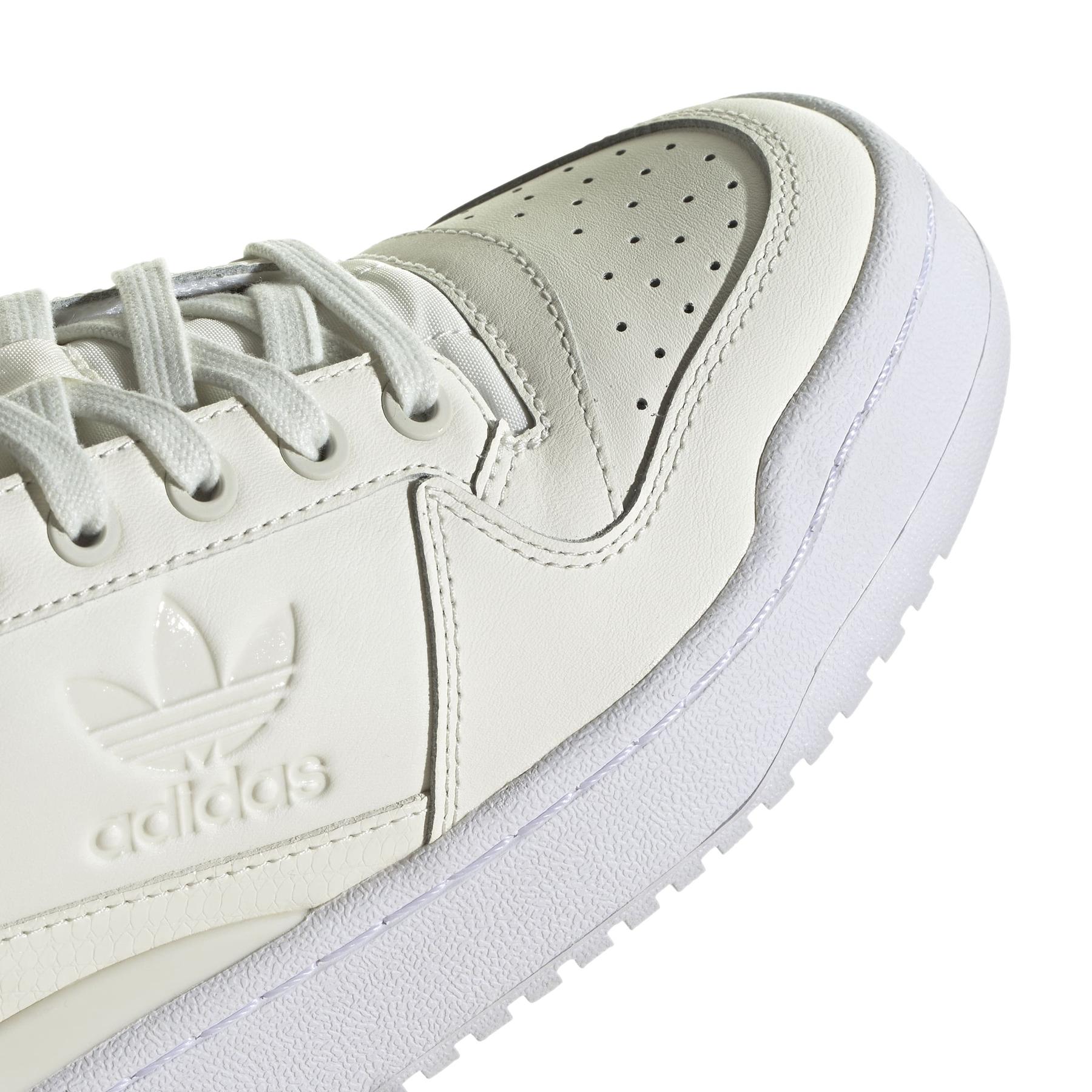 product/a/d/adidas_gy6990_9_footwear_photography_detail_view_2_white.jpg