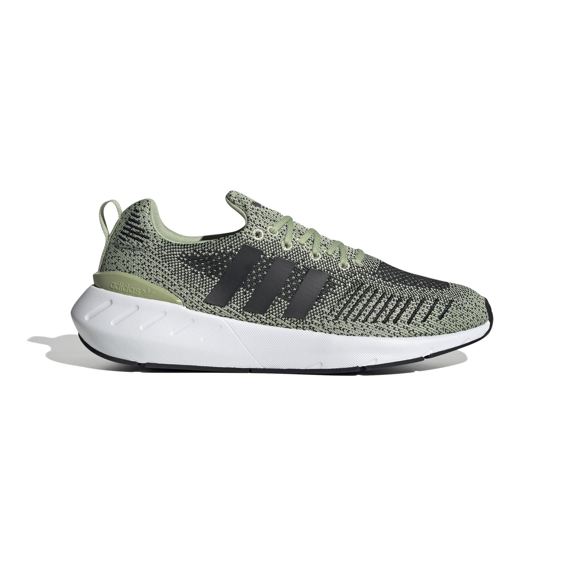 product/a/d/adidas_gz3505_1_footwear_photography_side_lateral_center_view_white_000.jpg