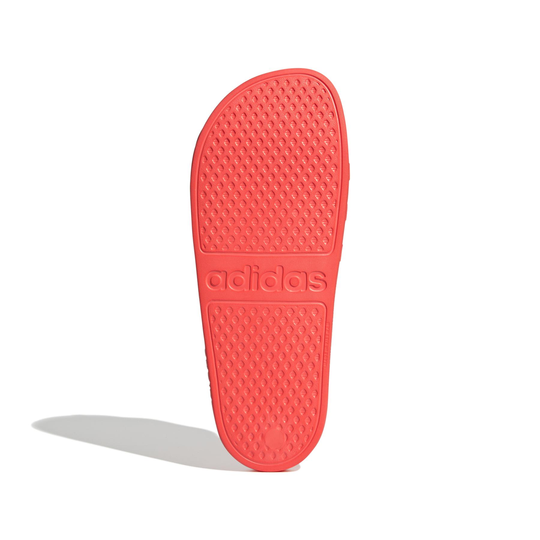 product/a/d/adidas_gz5235_4_footwear_photography_bottom_view_white-nw040724.jpg