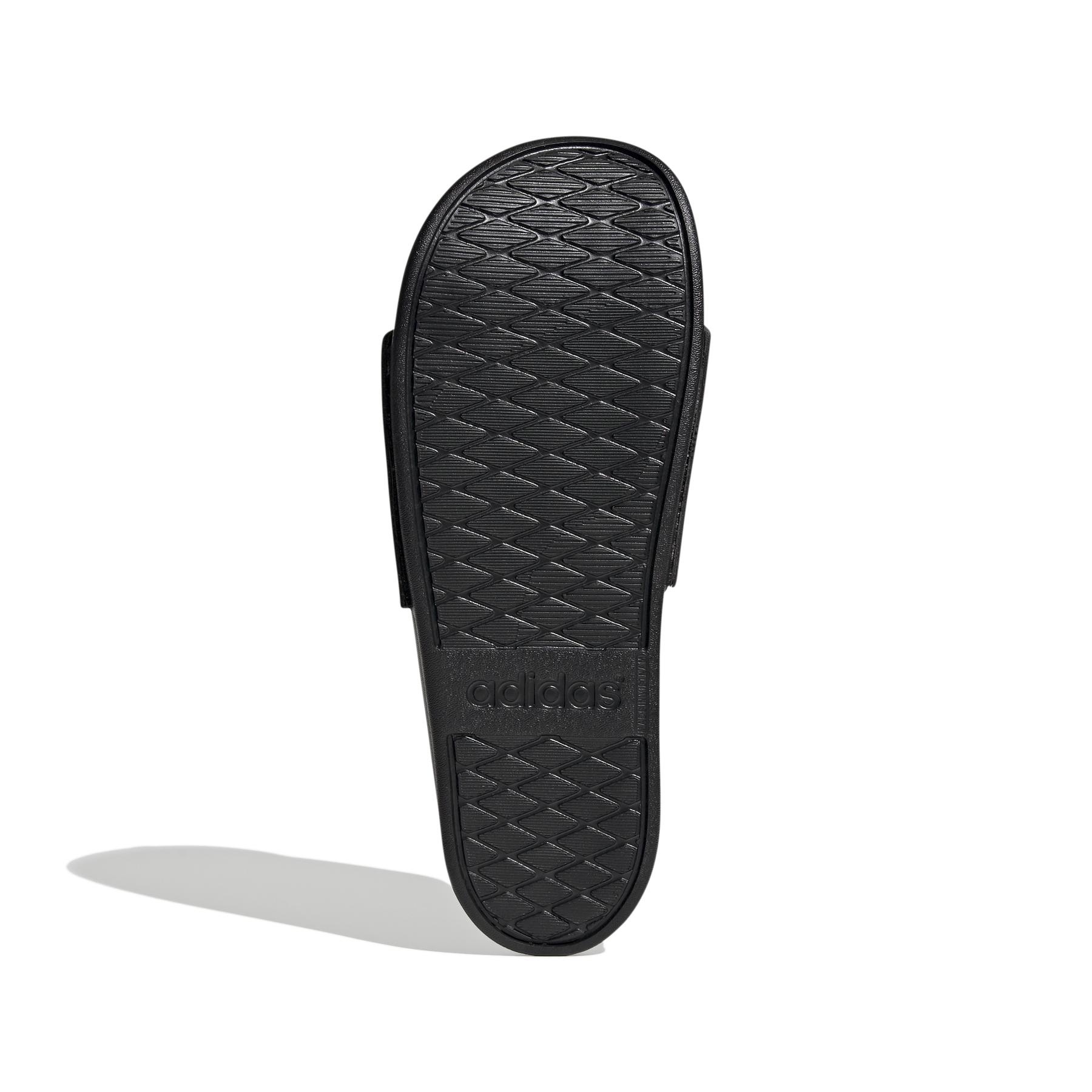 product/a/d/adidas_gz5891_4_footwear_photography_bottom_view_white_000.jpg