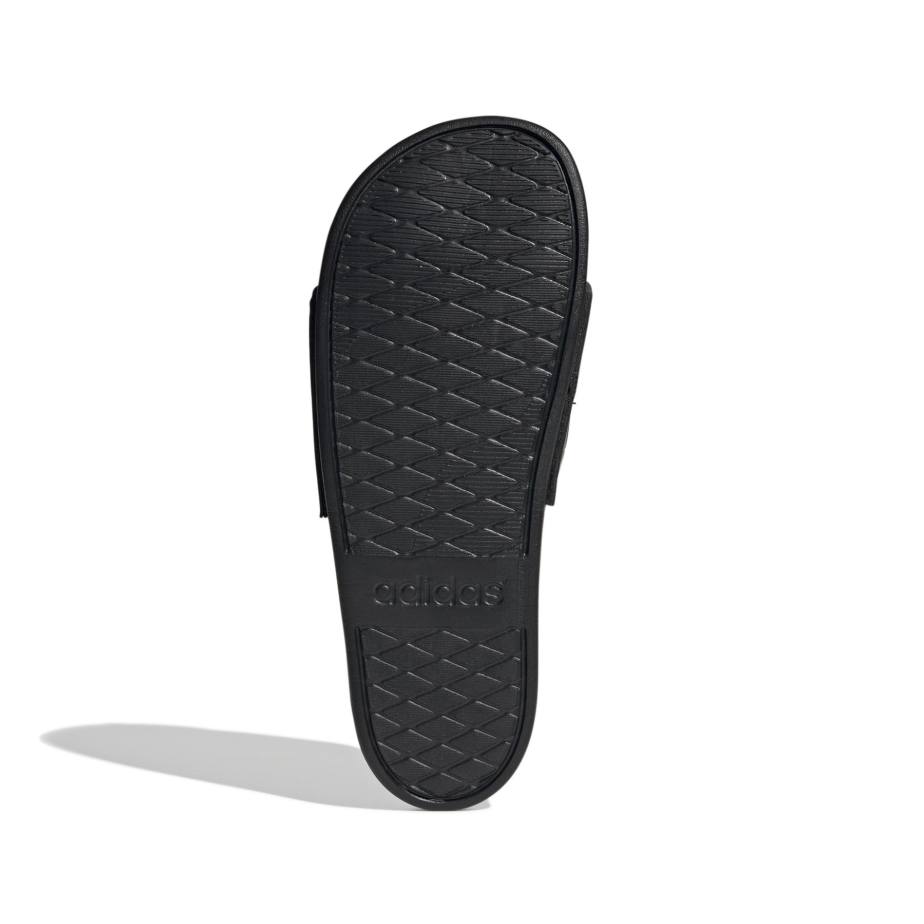 product/a/d/adidas_gz5896_4_footwear_photography_bottom_view_white_000.jpg