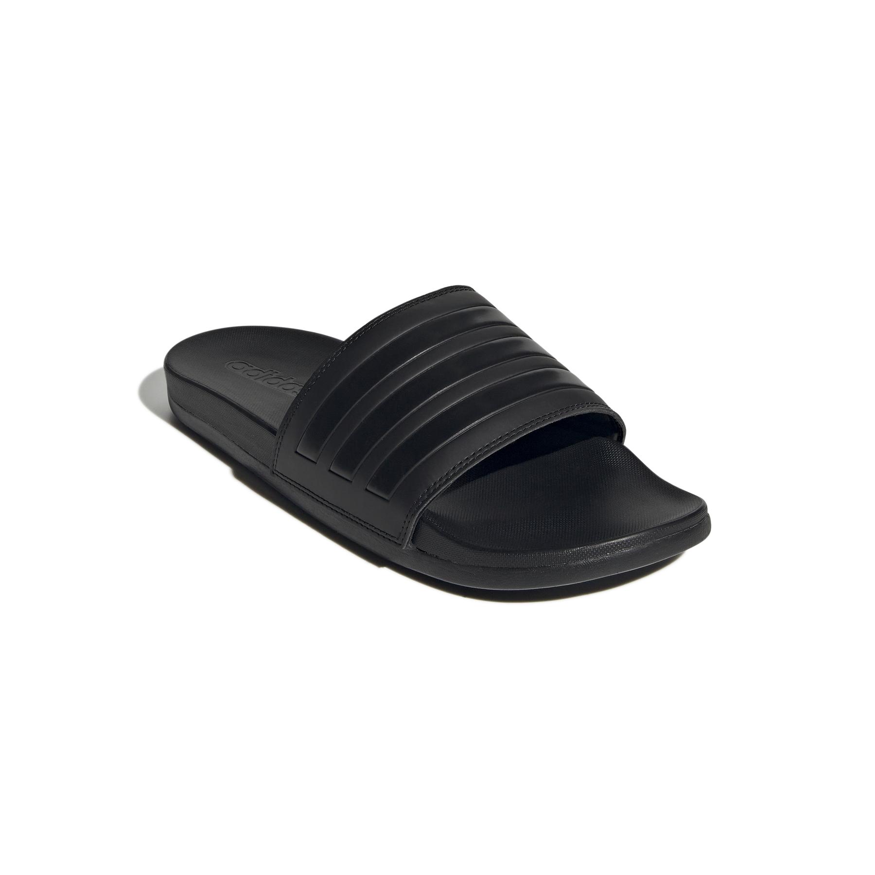 product/a/d/adidas_gz5896_6_footwear_photography_front_lateral_top_view_white_000.jpg