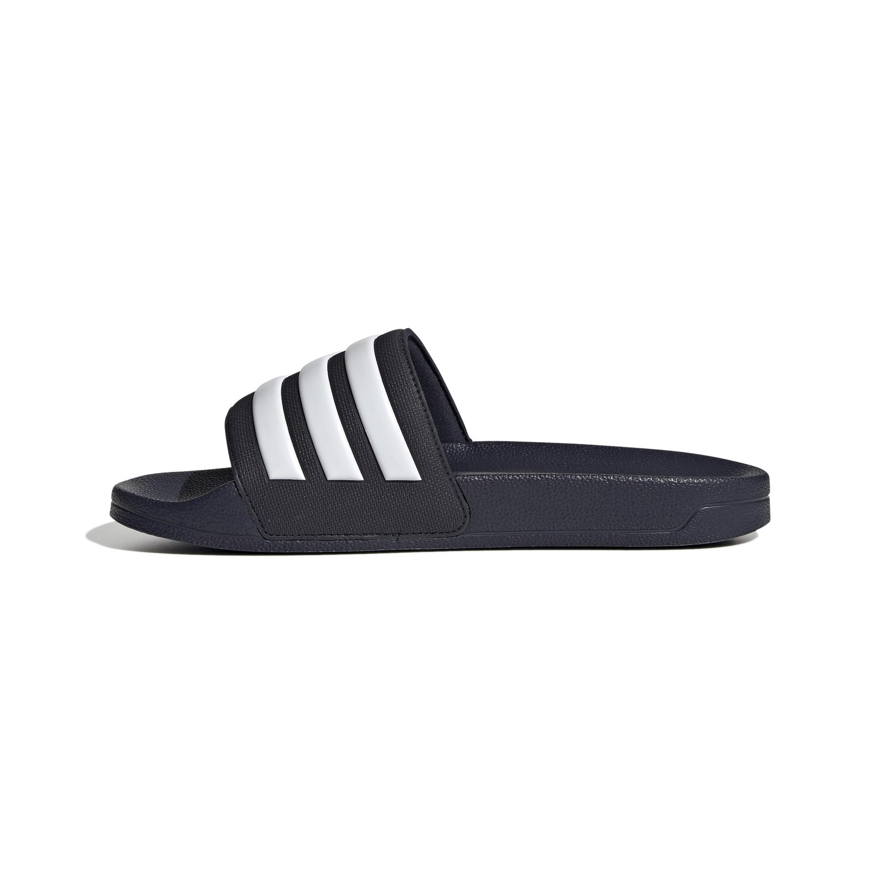 product/a/d/adidas_gz5920_5_footwear_photography_side_medial_center_view_white_000.jpg