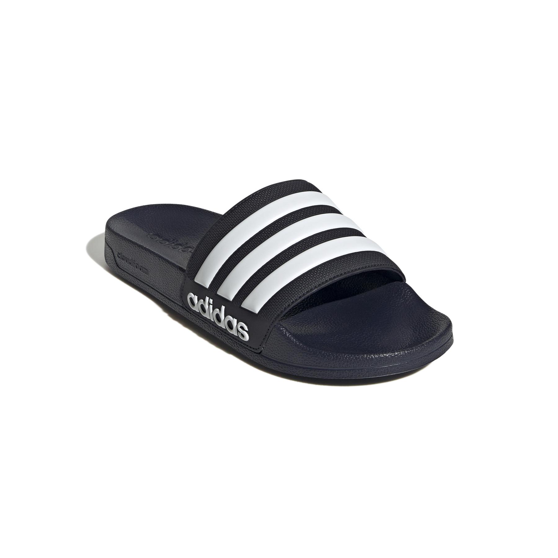 product/a/d/adidas_gz5920_6_footwear_photography_front_lateral_top_view_white_000.jpg