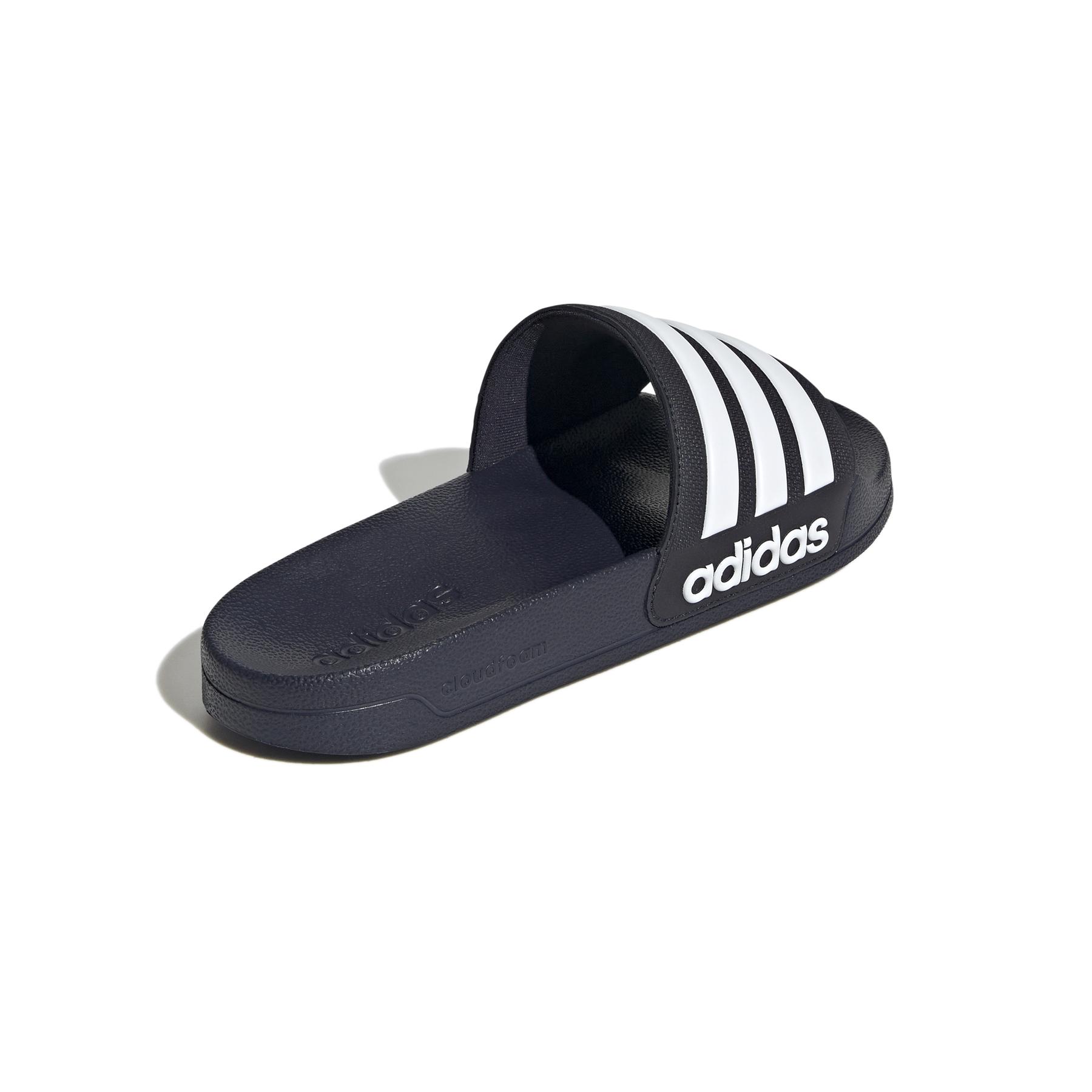 product/a/d/adidas_gz5920_7_footwear_photography_back_lateral_top_view_white_000.jpg