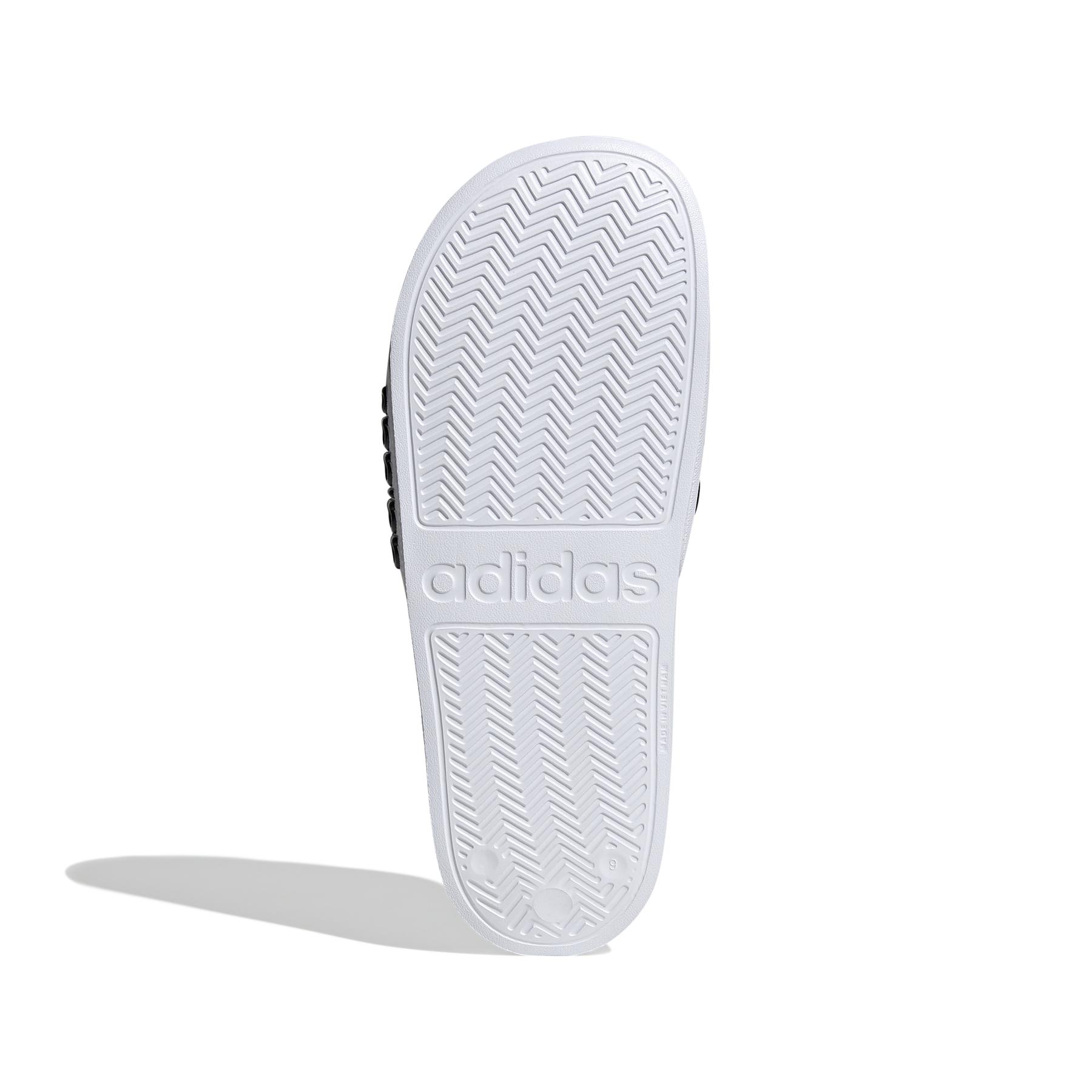 product/a/d/adidas_gz5921_4_footwear_photography_bottom_view_white_000.jpg