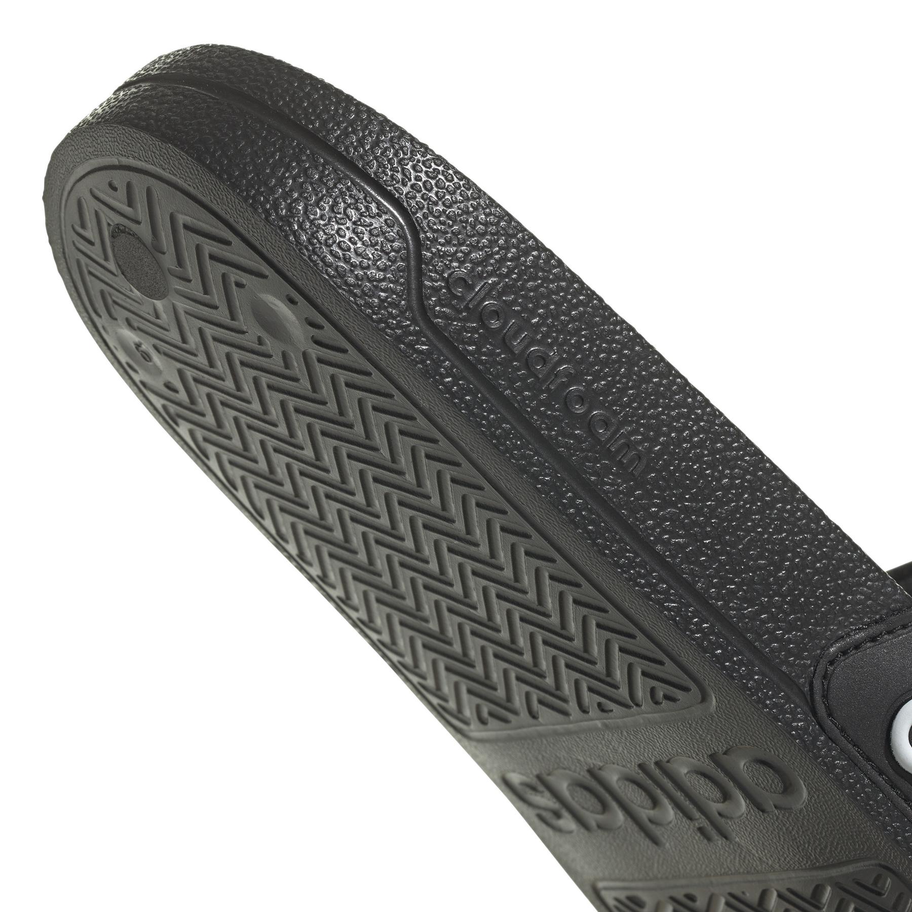 product/a/d/adidas_gz5922_9_footwear_photography_detail_view_2_white_000.jpg