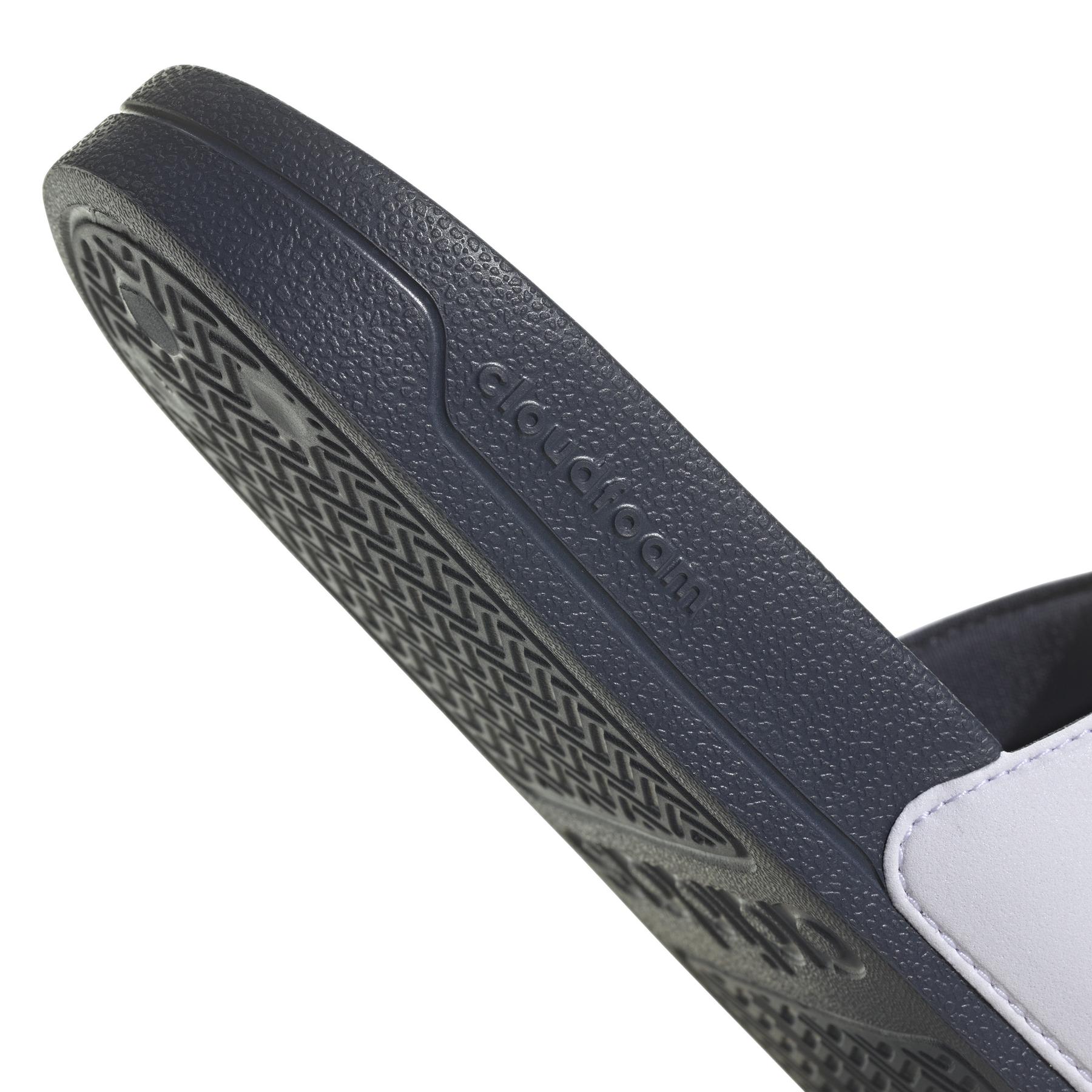 product/a/d/adidas_gz5930_9_footwear_photography_detail_view_2_white_000.jpg